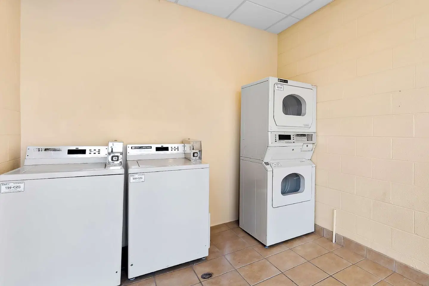 Best Western Knoxville Suites - Downtown Badezimmer