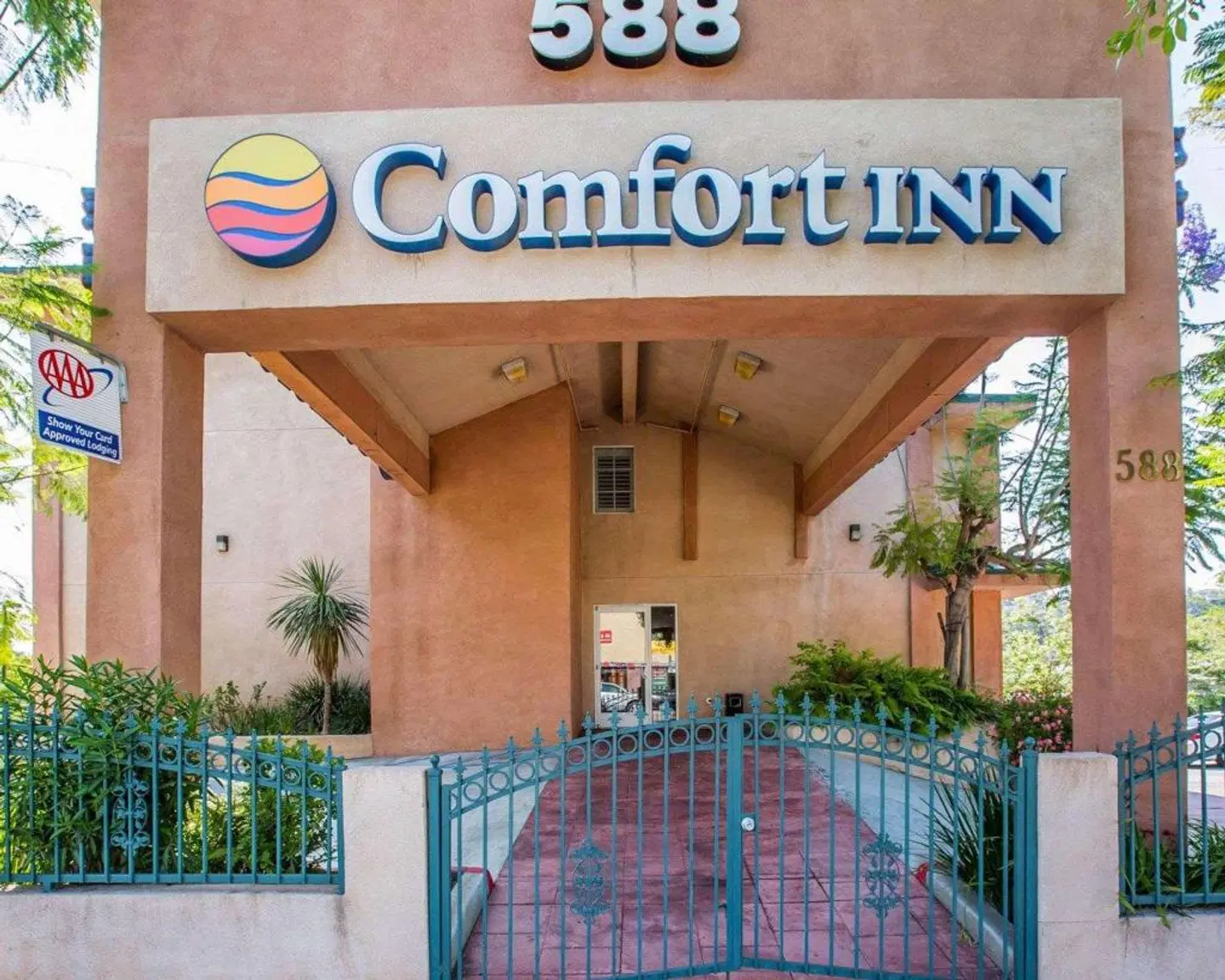 Comfort Inn Monterey Park EXTERIOR