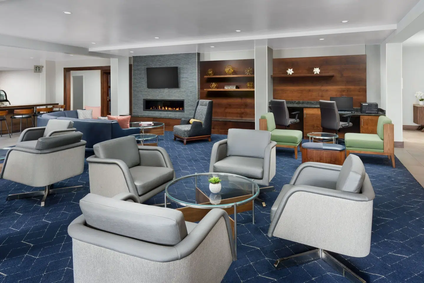 Courtyard by Marriott Manchester-Boston Regional Airport LOUNGE_LOBBY