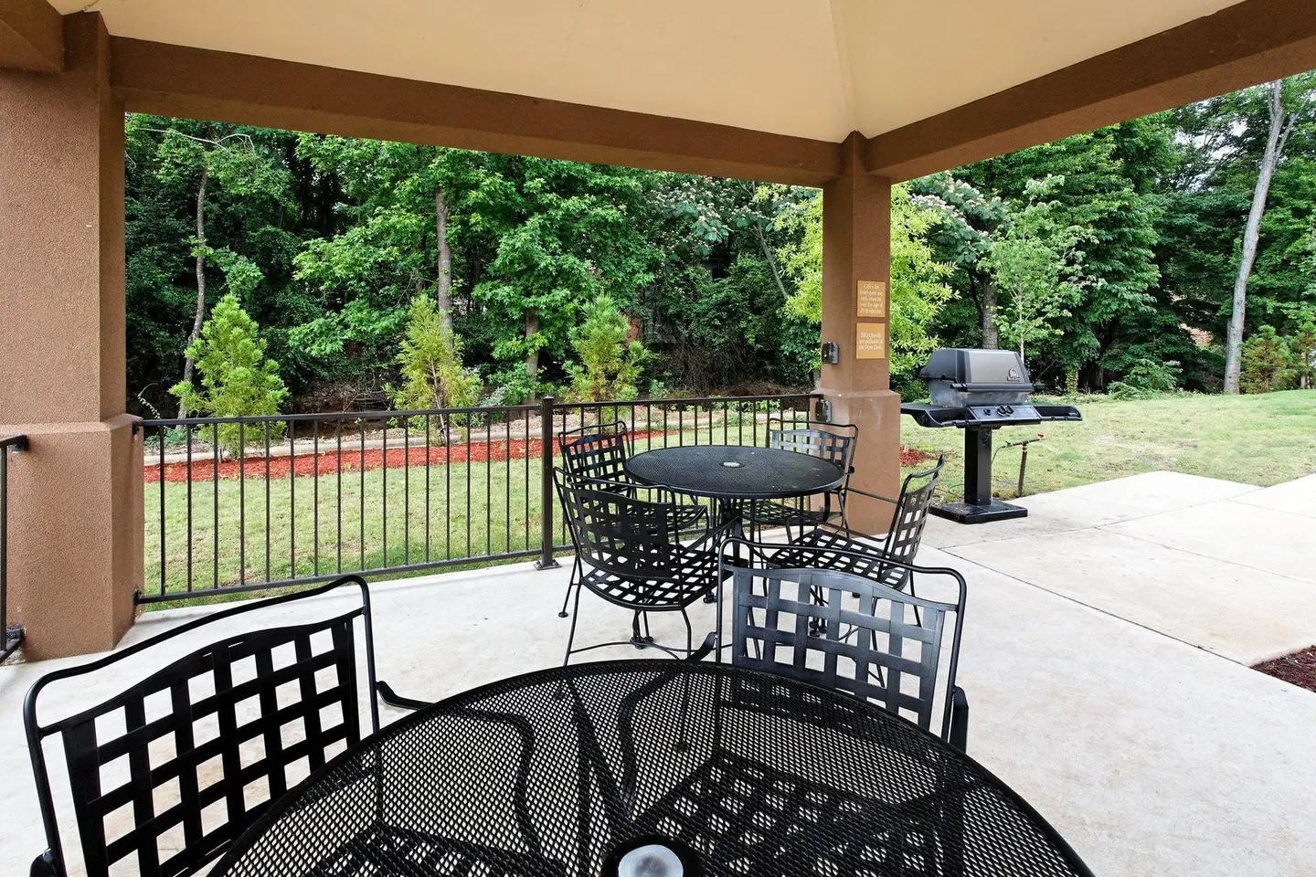 Candlewood Suites Tuscaloosa by IHG Terrasse