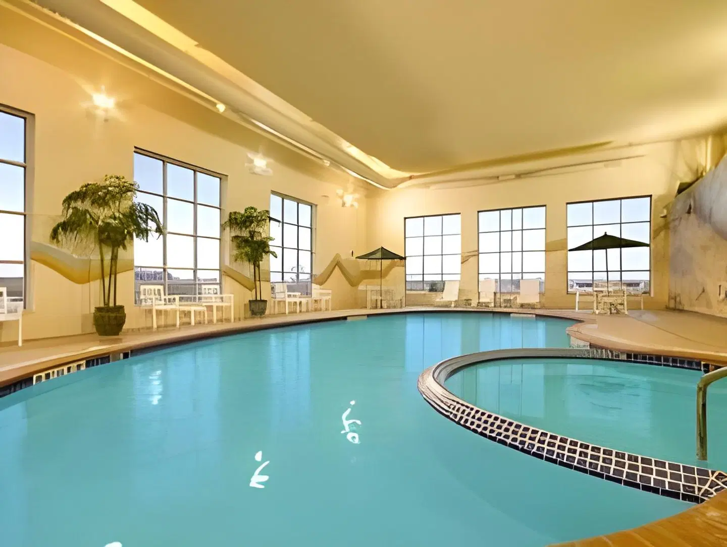 Baymont by Wyndham Plymouth Hallenbad