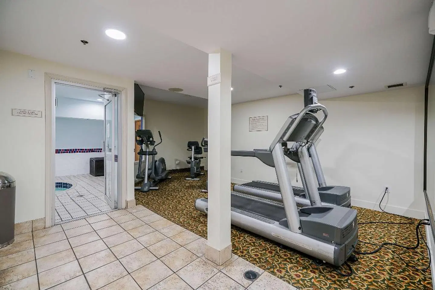 Best Western Peace Arch Inn SPORTS_AND_LEISURE