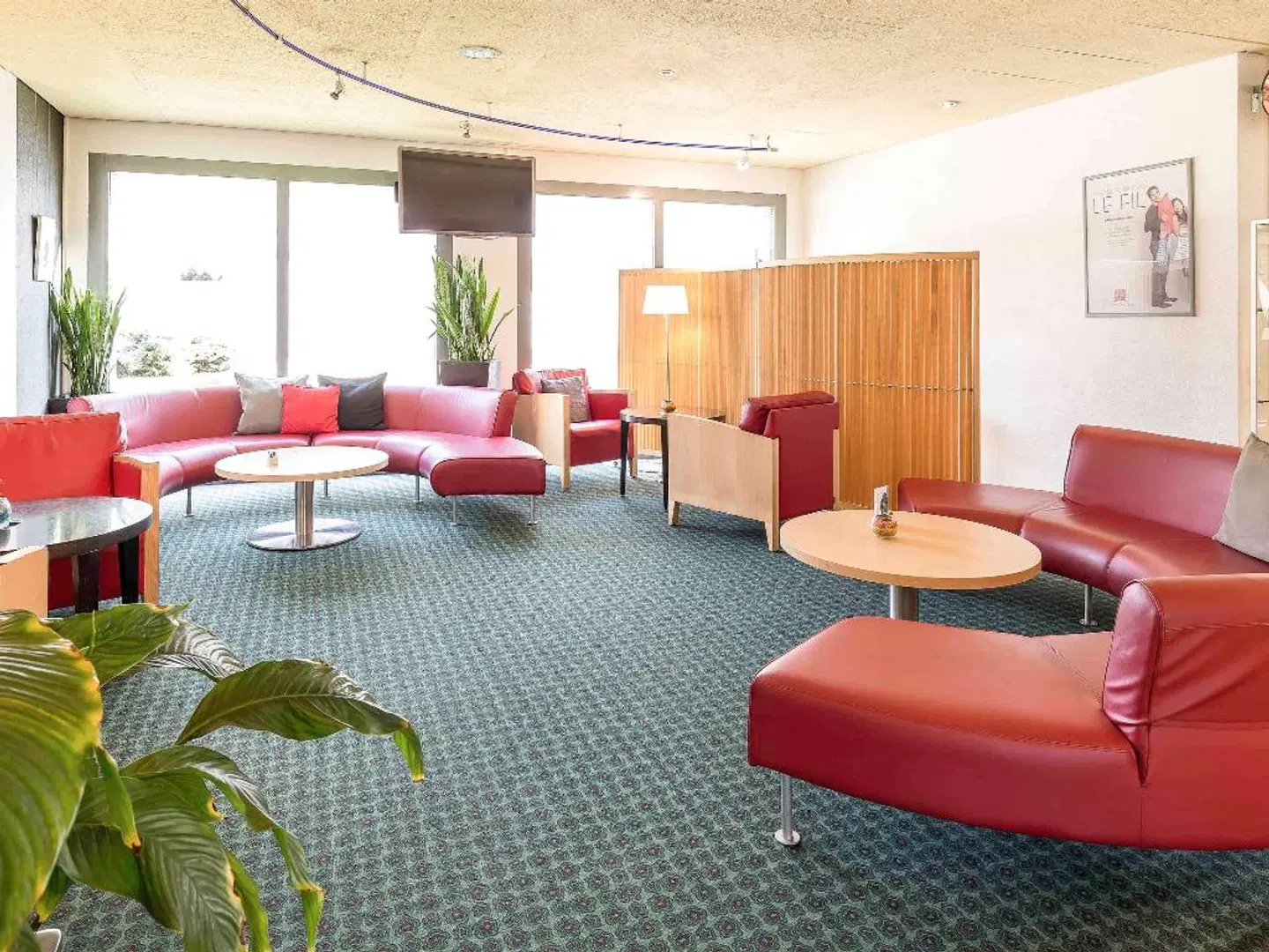 ibis Fribourg LOUNGE_LOBBY