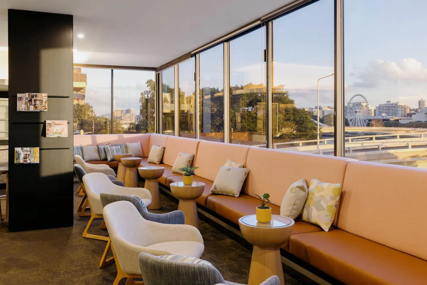 voco Brisbane City Centre by IHG LOUNGE_LOBBY