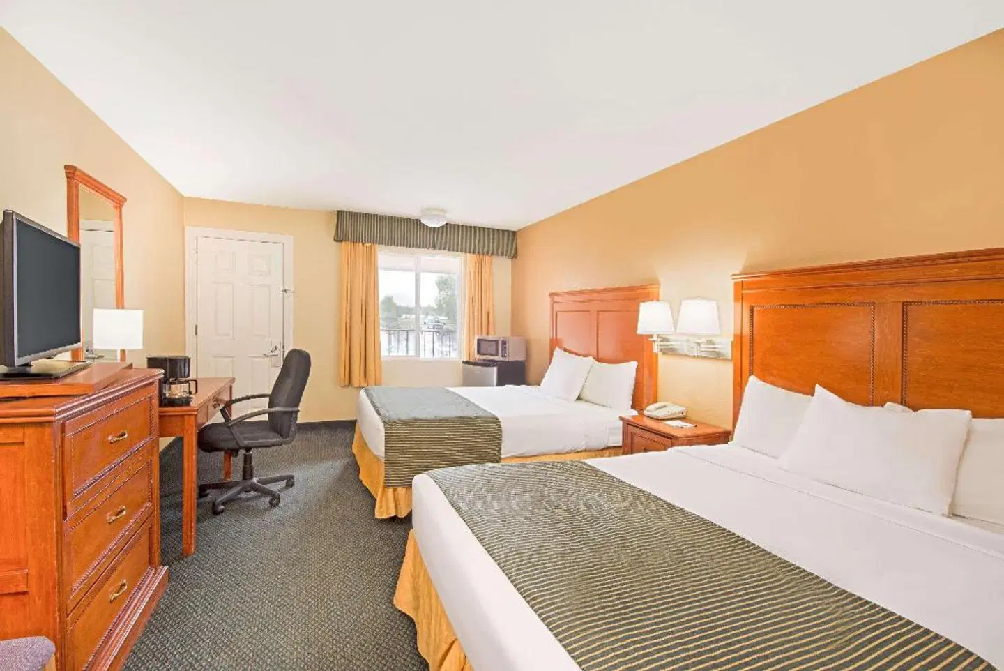 Ramada Inn Flagstaff East ROOM_EXAMPLE