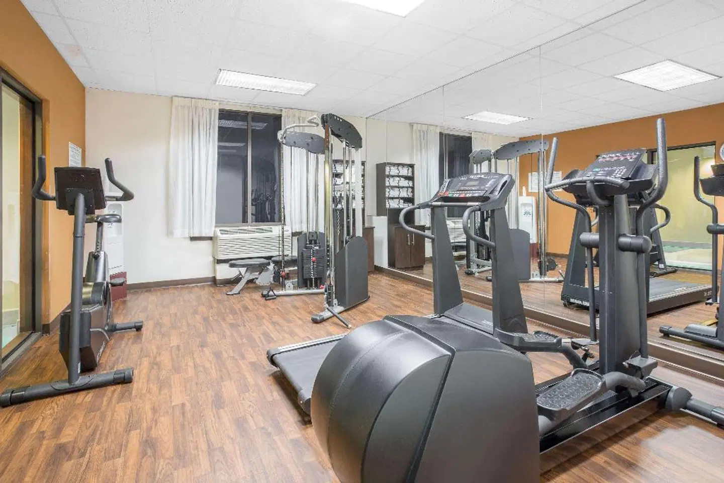 Ramada Denver International Airport SPORTS_AND_LEISURE