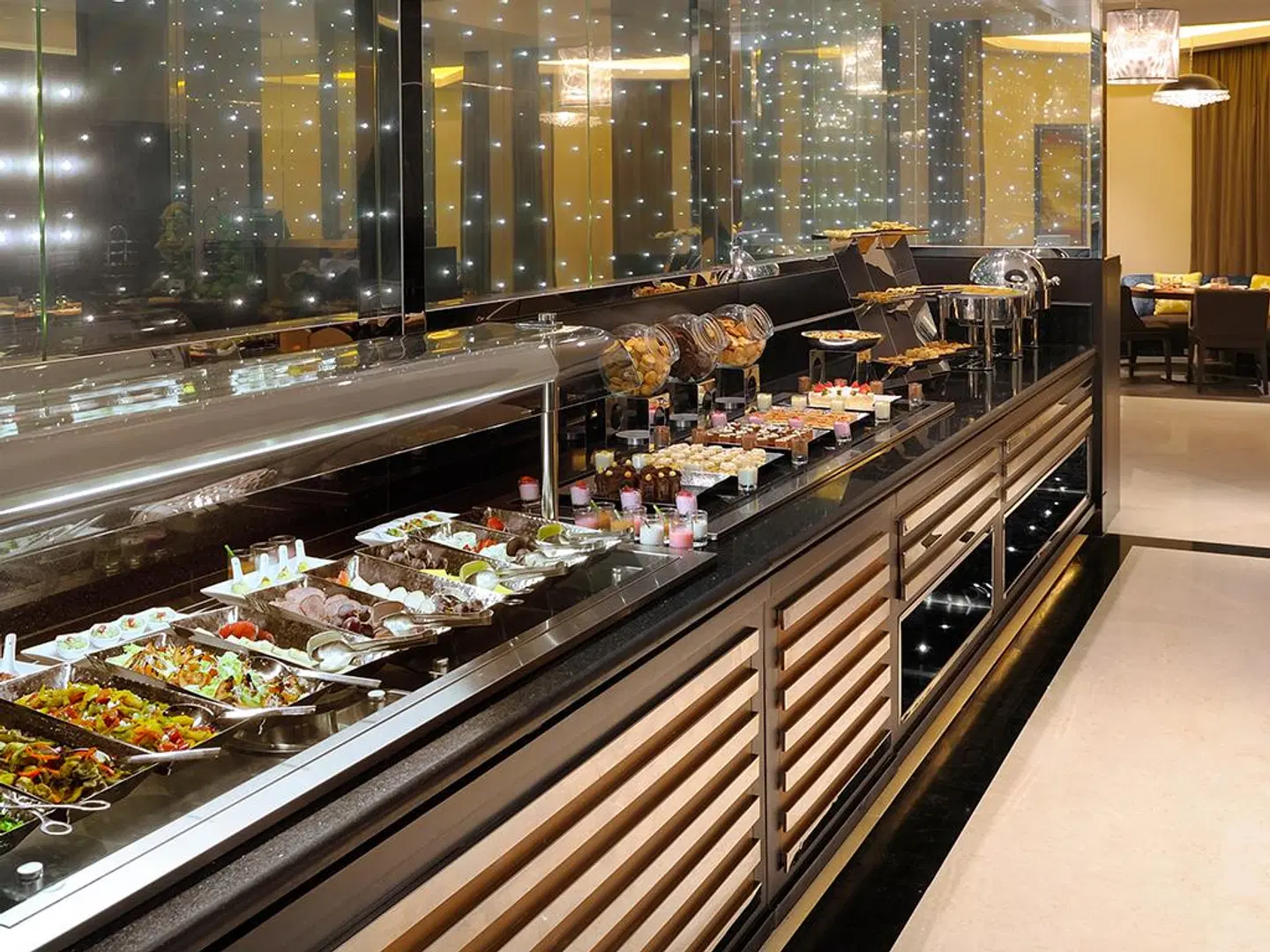 Courtyard by Marriott Riyadh Diplomatic Quarter Restaurant