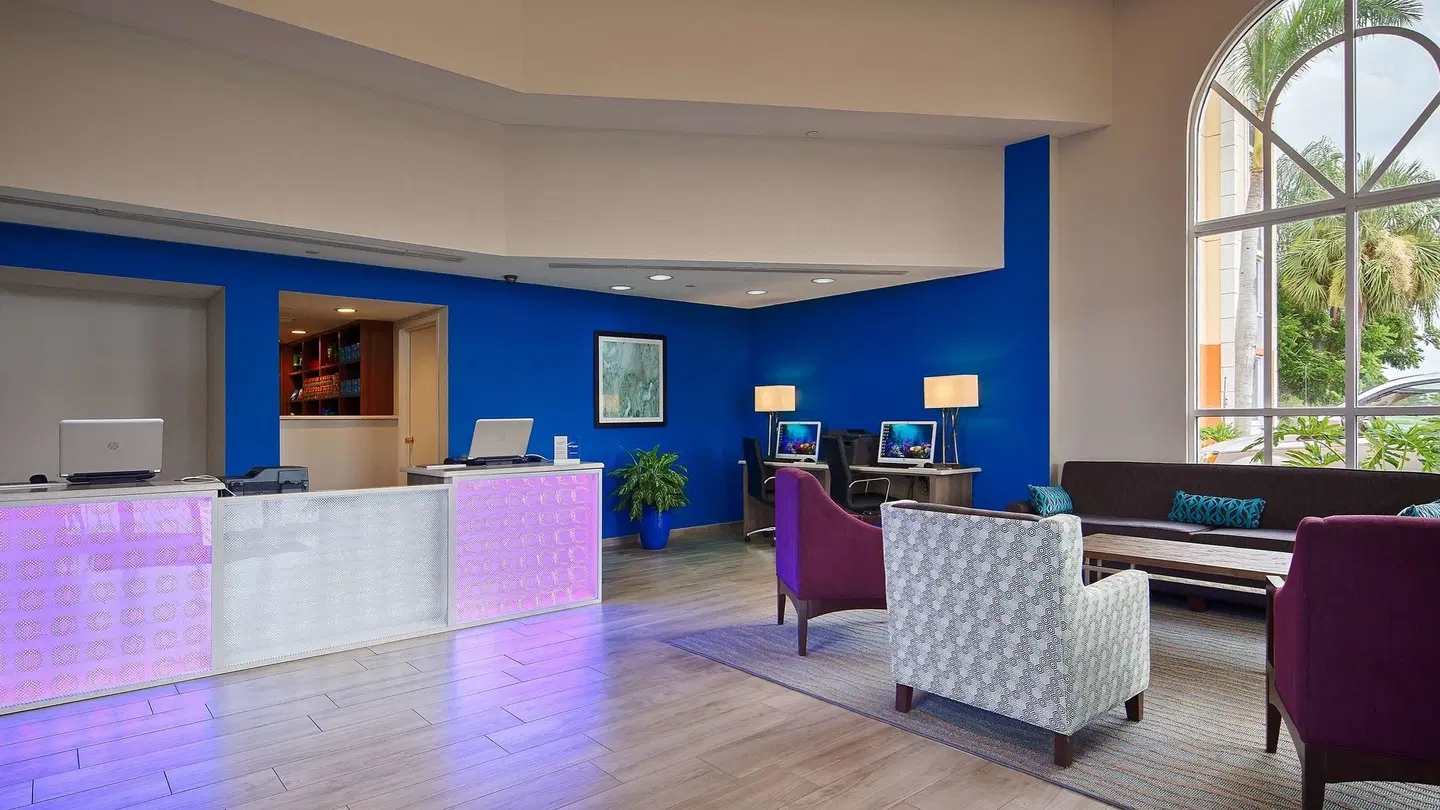 Best Western Plus Fort Myers Inn and Suites LOUNGE_LOBBY