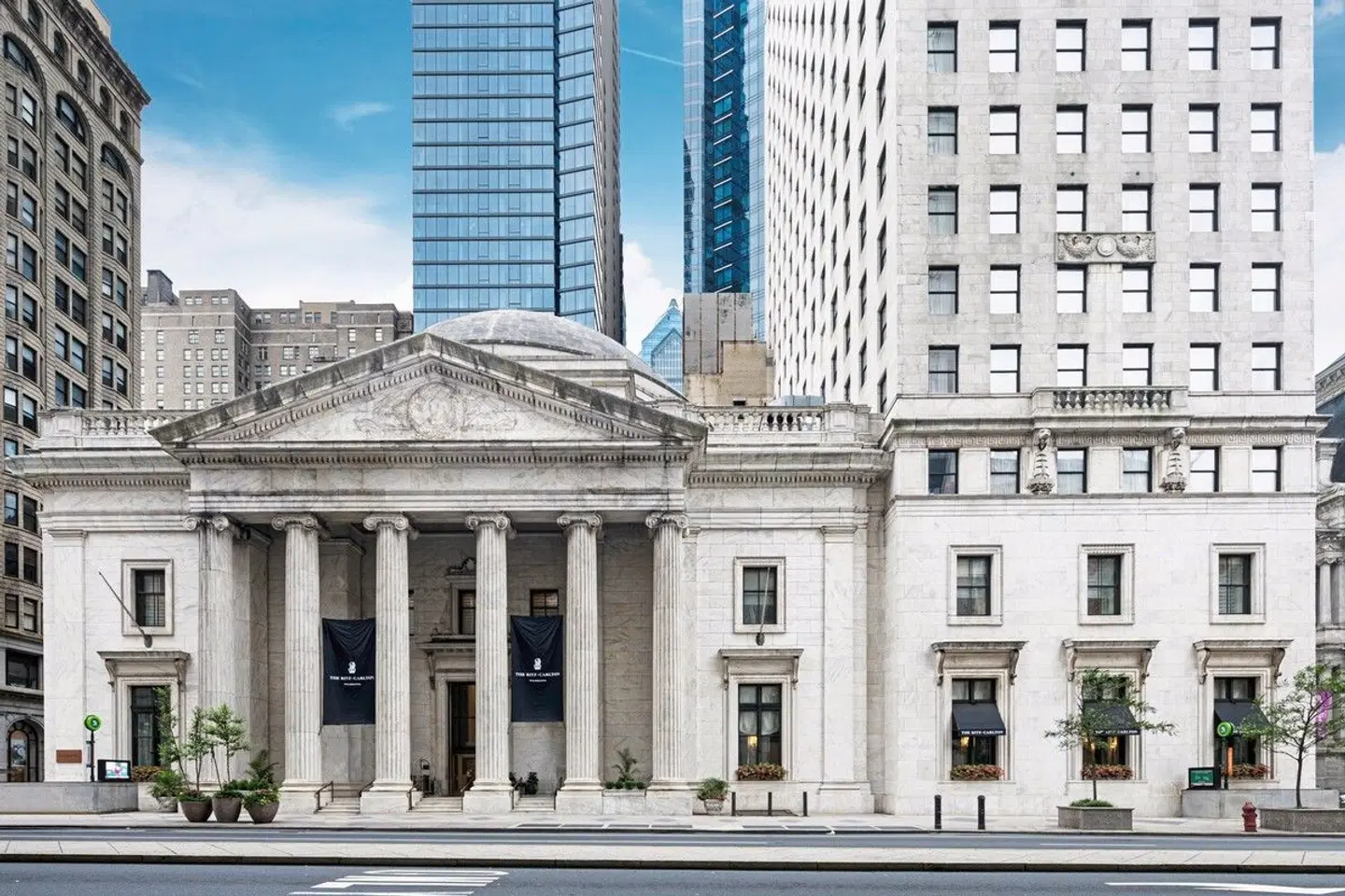 The Ritz-Carlton, Philadelphia EXTERIOR