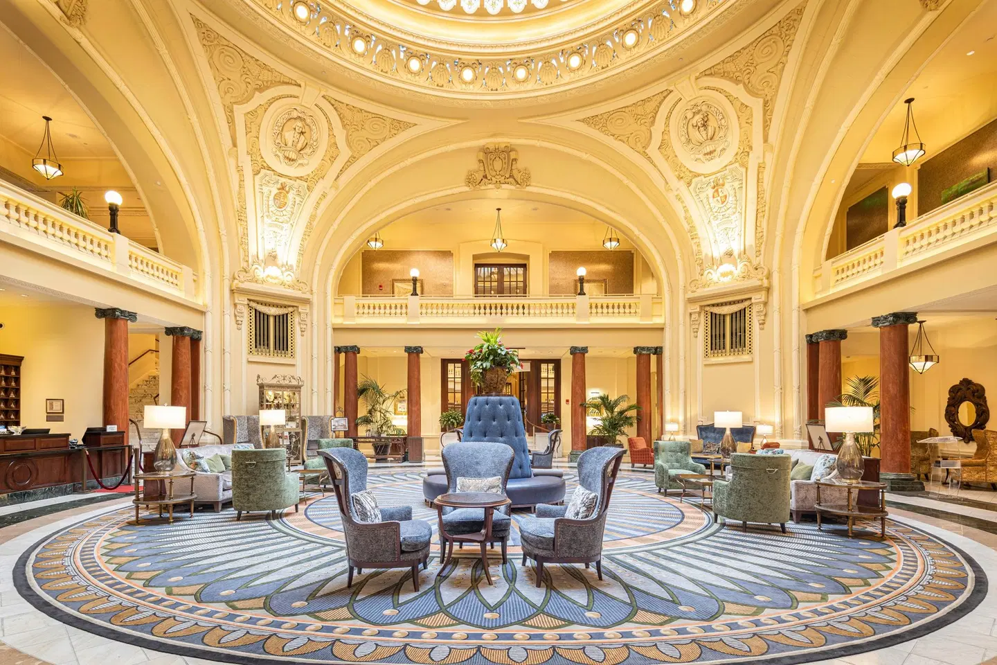 The Battle House Renaissance Mobile Hotel & Spa LOUNGE_LOBBY