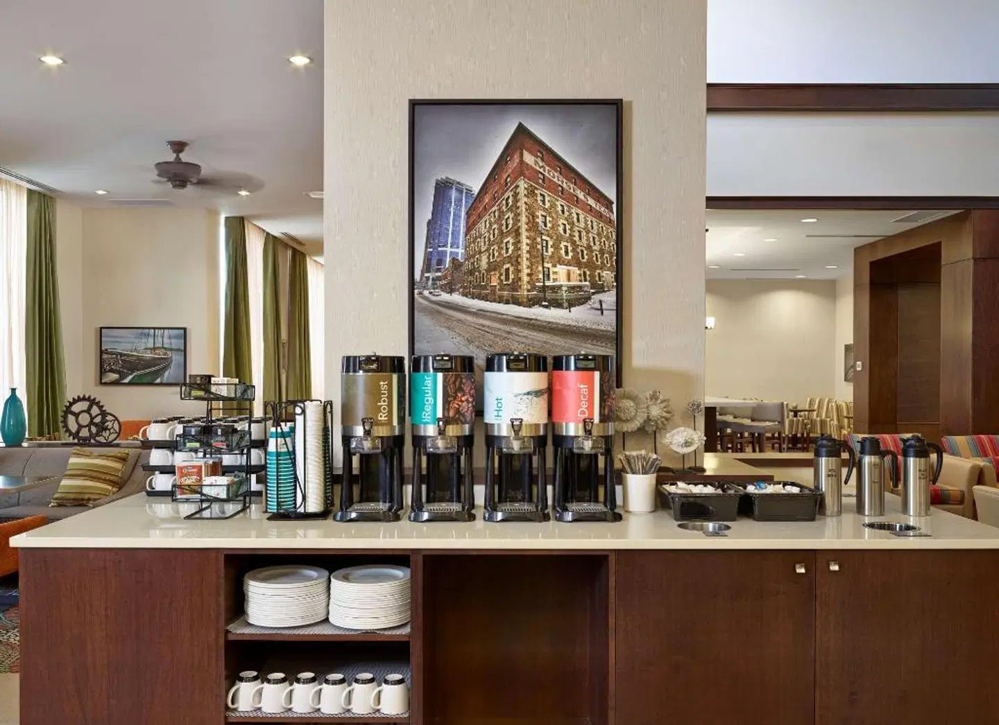 Homewood Suites by Hilton Halifax - Downtown Bar