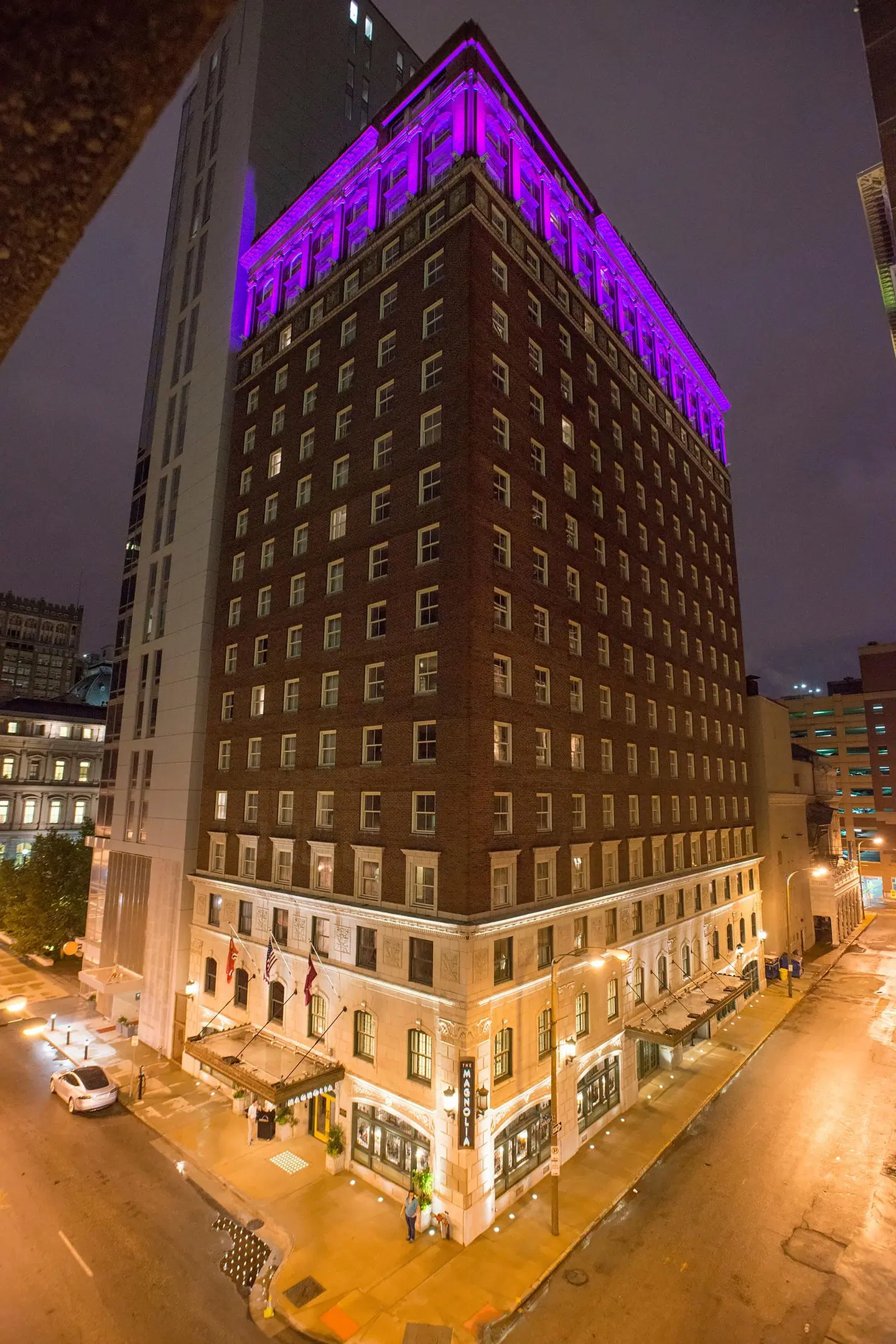 Magnolia Hotel St. Louis EXTERIOR