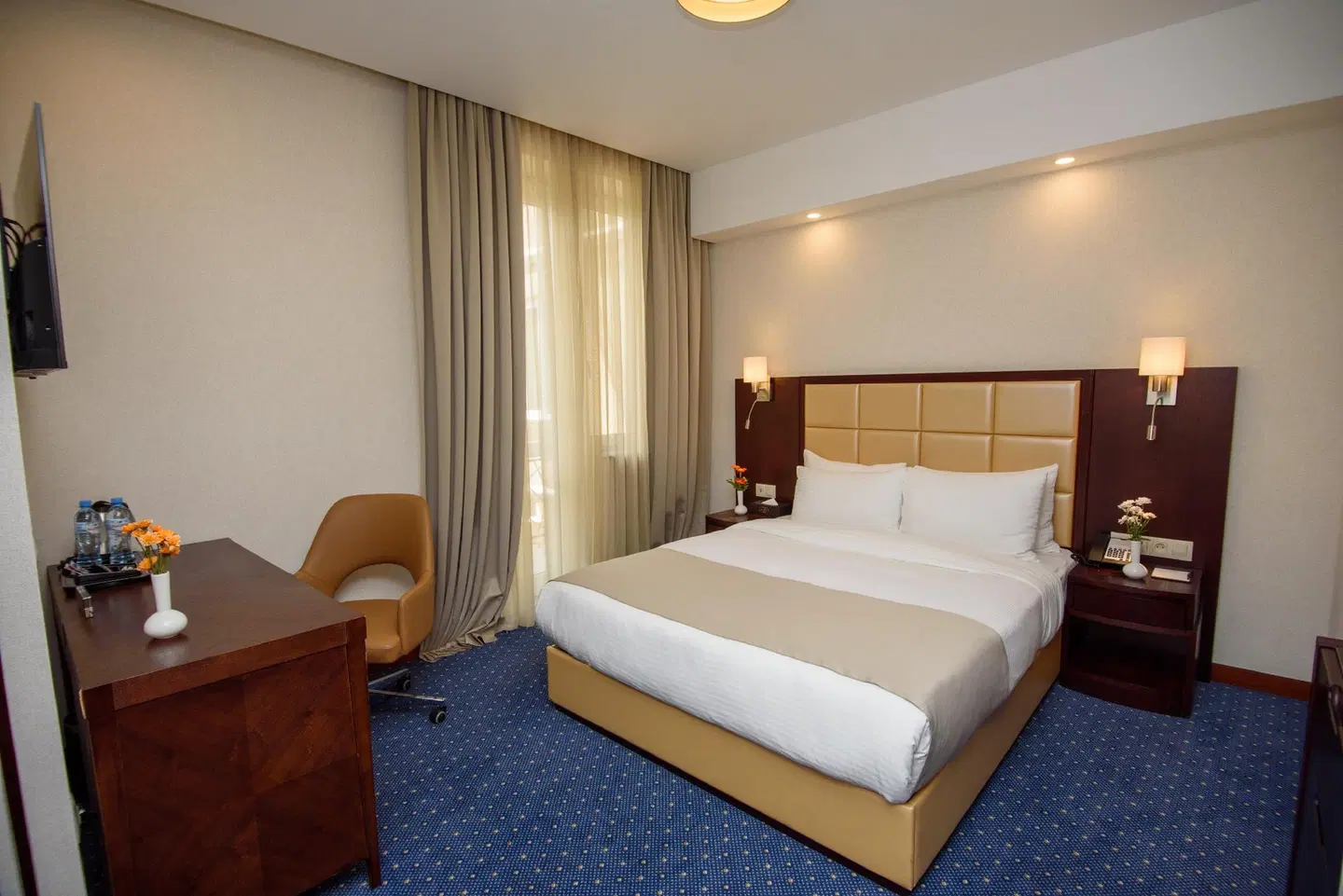 KMM Hotel ROOM_EXAMPLE