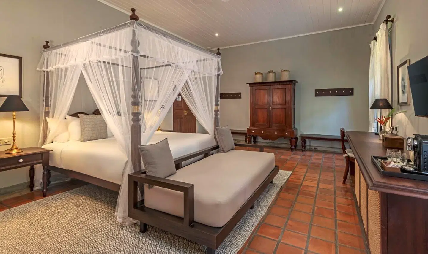 Uga Riva ROOM_EXAMPLE