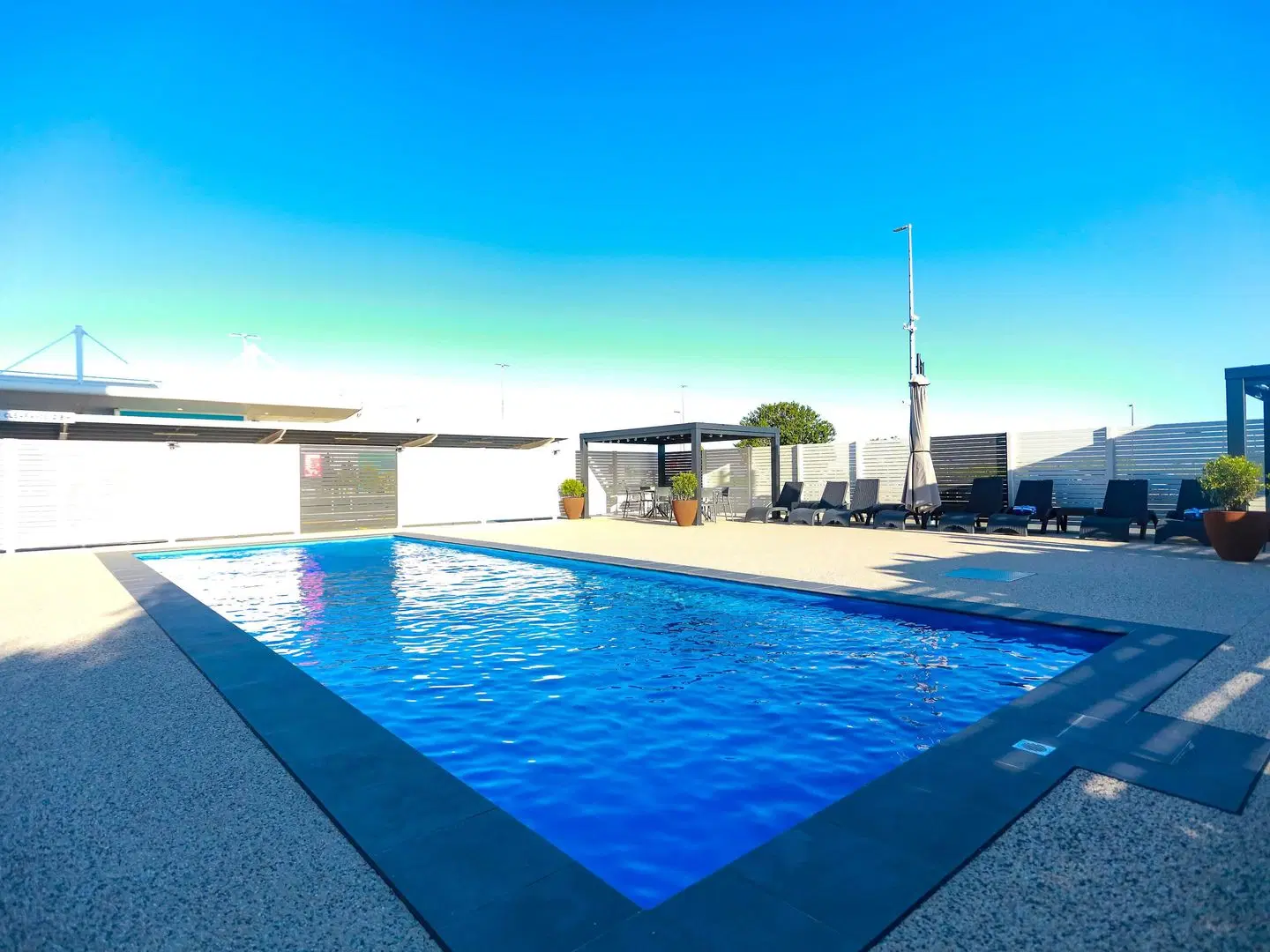 ibis Mackay OUTDOOR_POOL