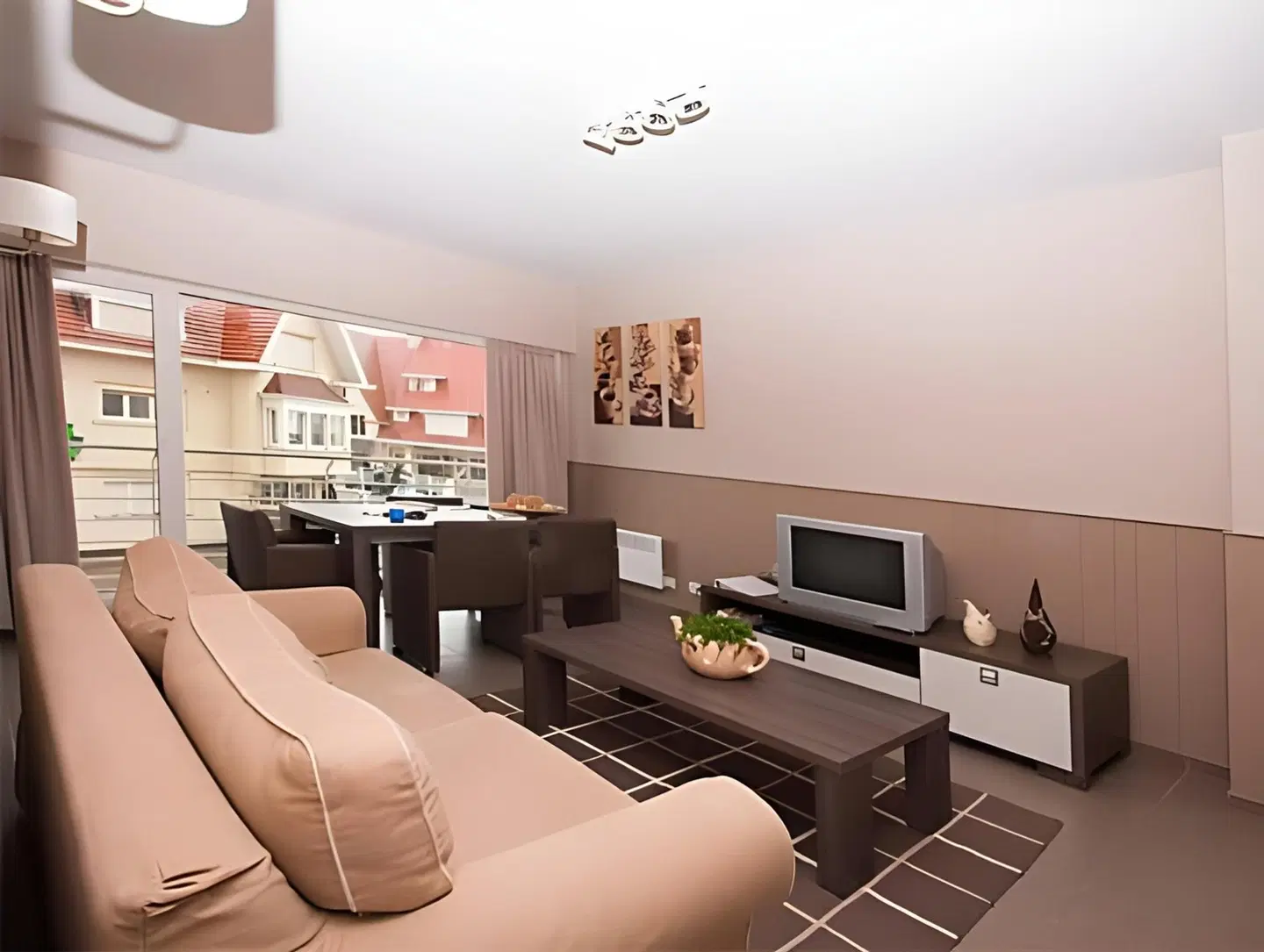 Apartlogies De Coqisserie ROOM_EXAMPLE