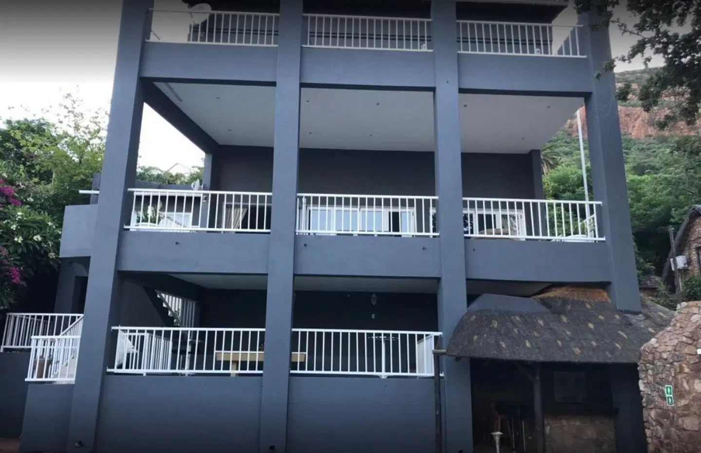 The Shore House EXTERIOR