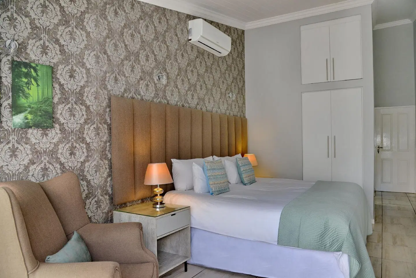 The Shore House ROOM_EXAMPLE
