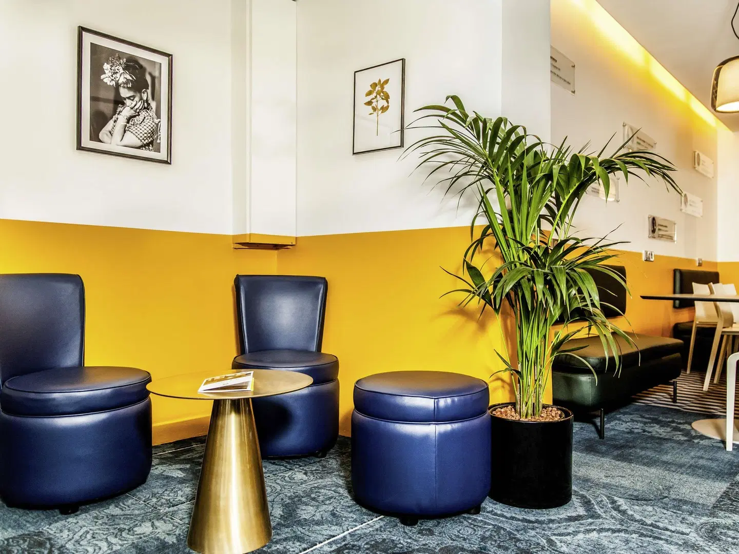 ibis Styles Paris Cadet Lafayette LOUNGE_LOBBY