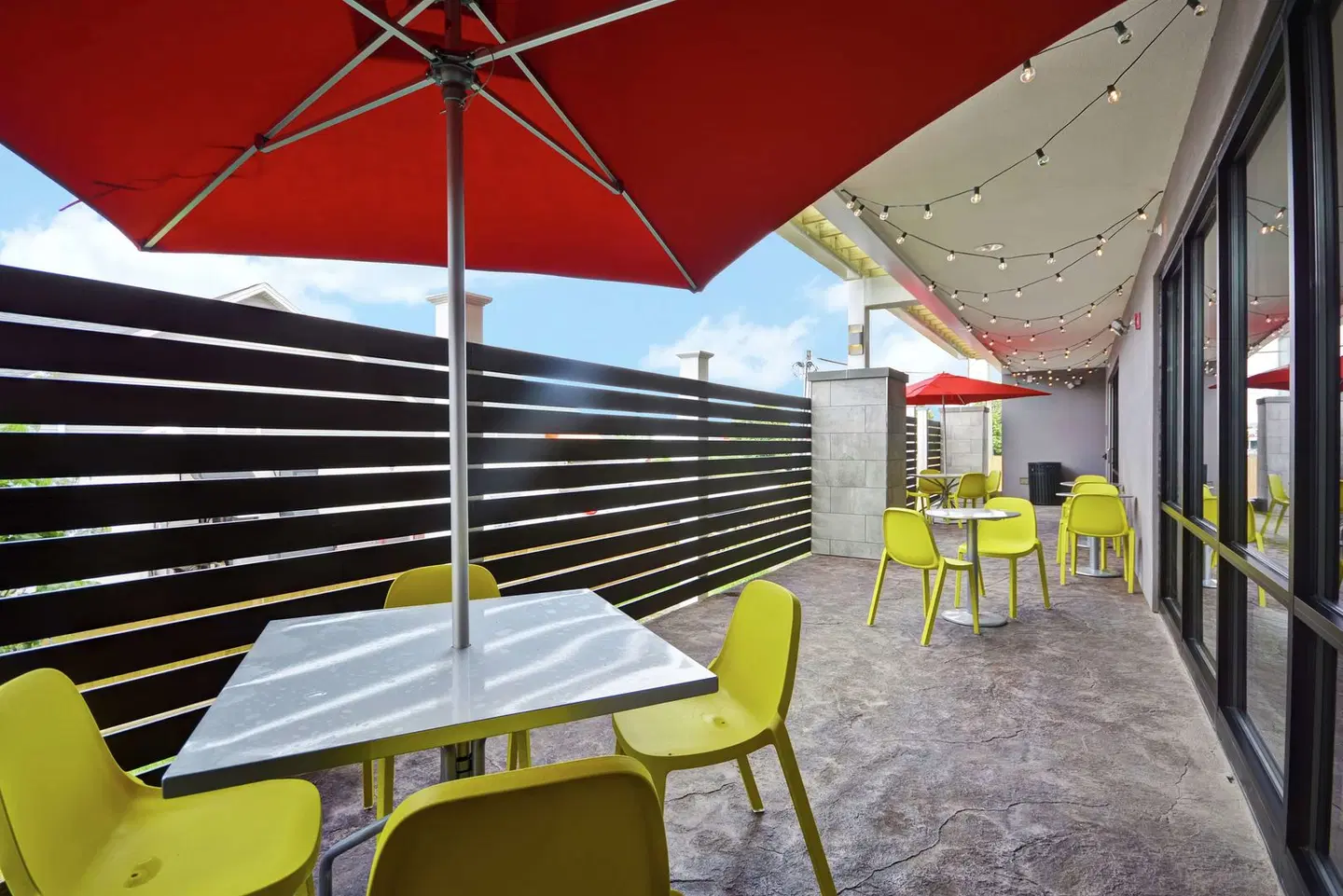 Home2 Suites by Hilton Portland Airport ME Terrasse