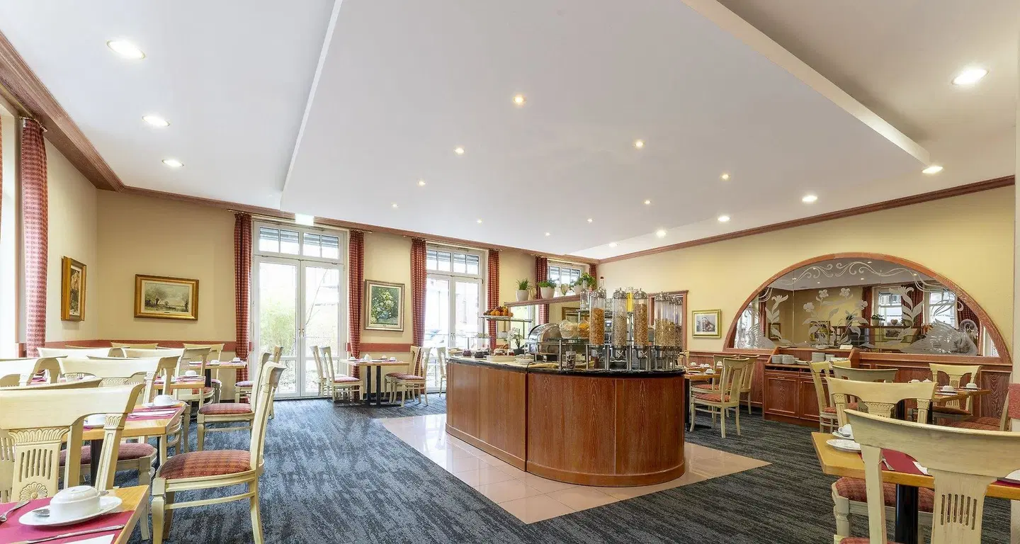 PLAZA Premium Parkhotel Norderstedt LOUNGE_LOBBY