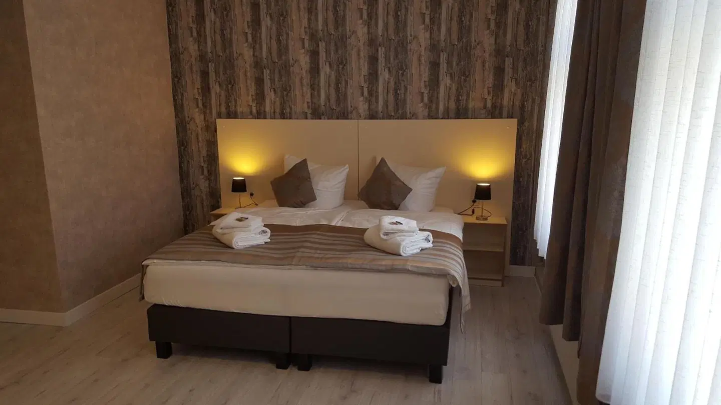 Novel Hotel ROOM_EXAMPLE
