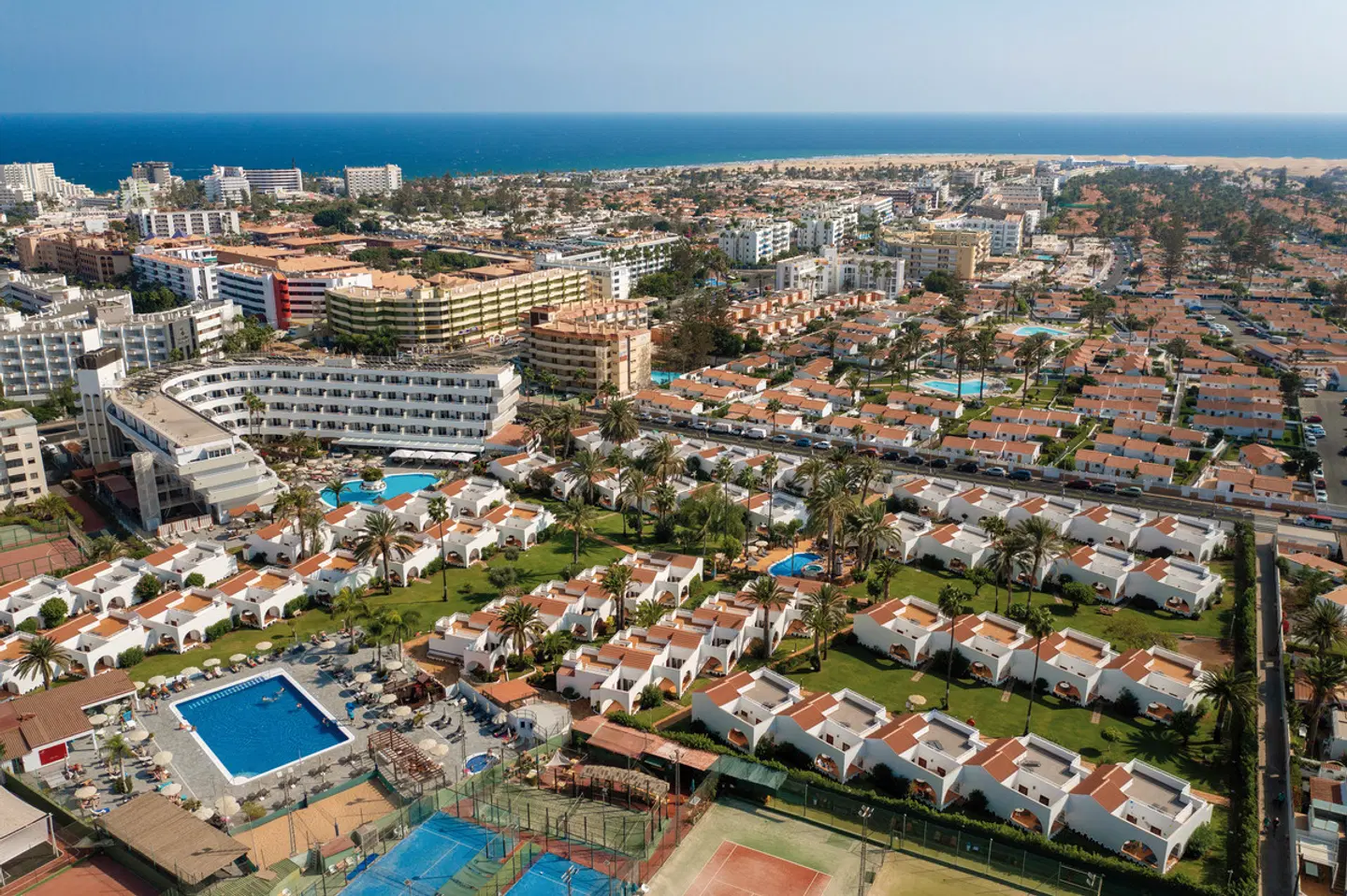 Sol Barbacan EXTERIOR