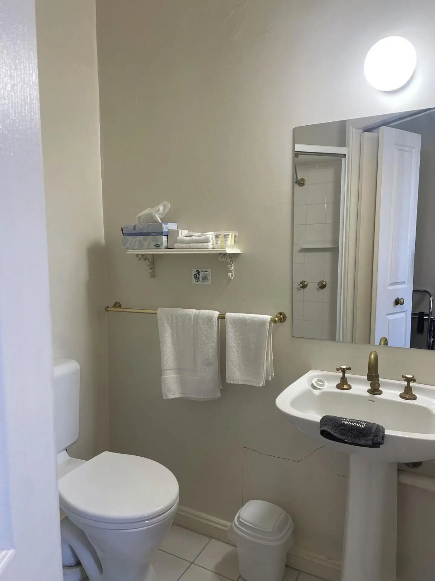 The Lodge on Elizabeth Bed & Breakfast Badezimmer