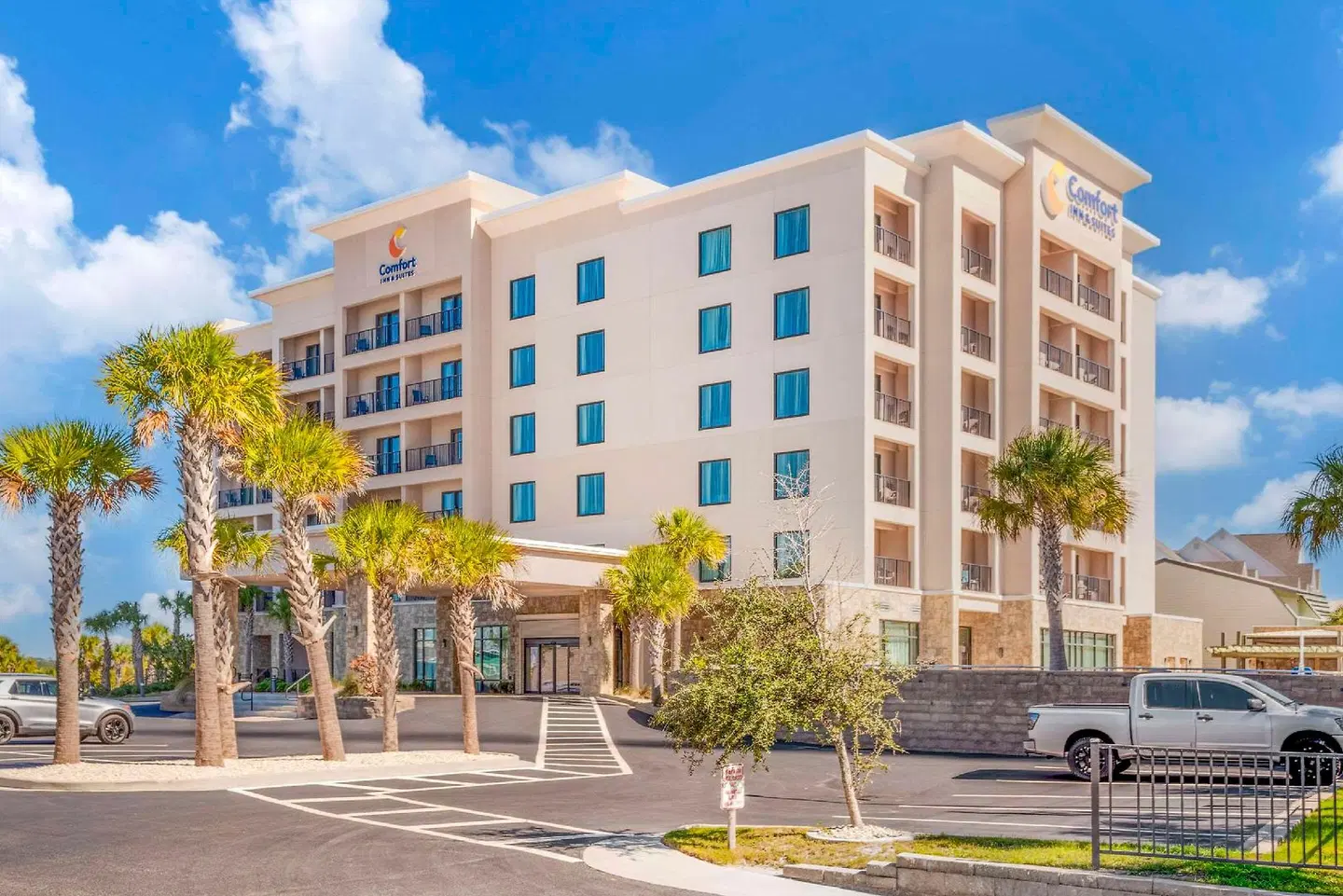 Comfort Inn & Suites Gulf Shores East Beach near Gulf State Park EXTERIOR