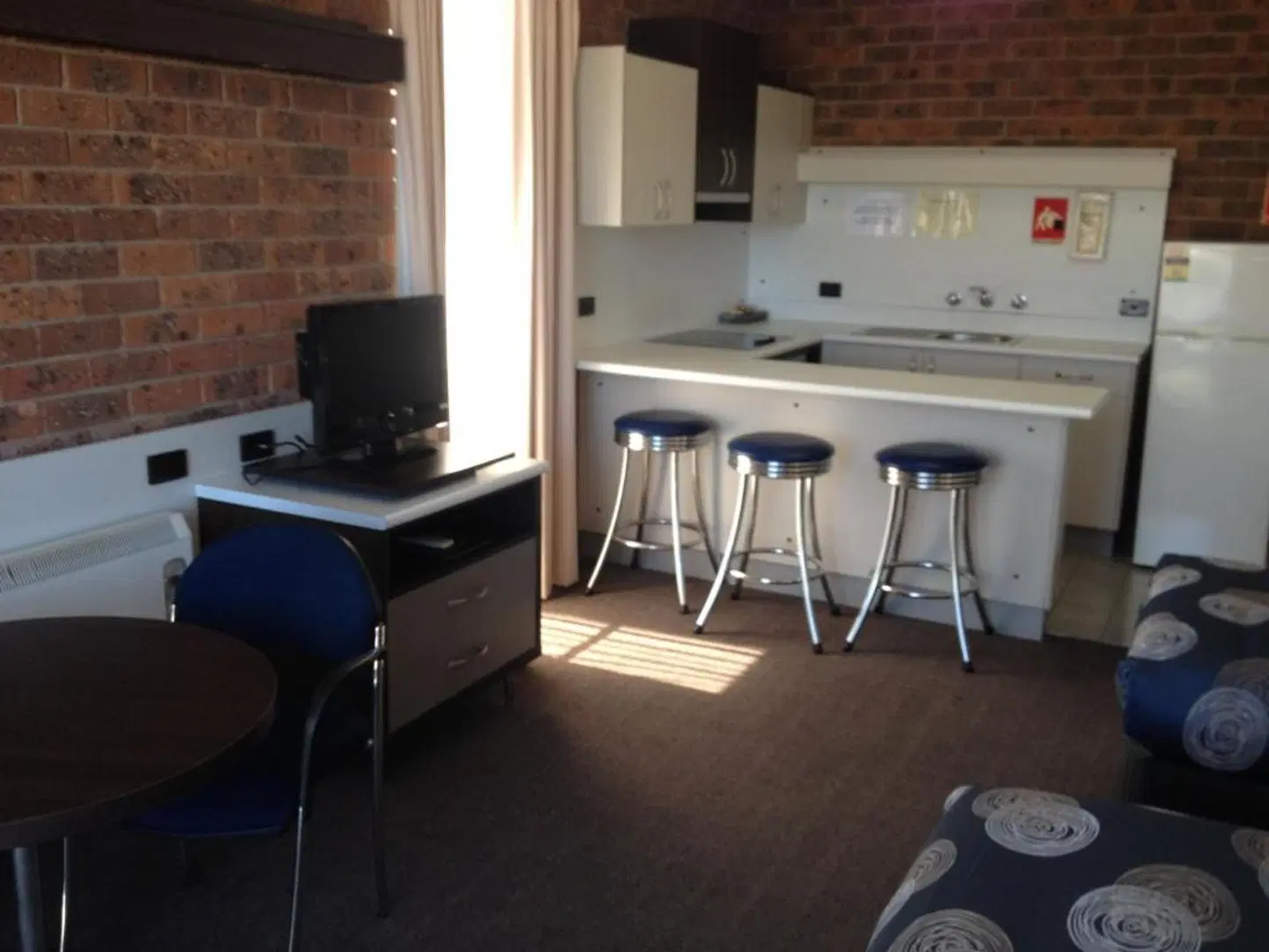The Central Hotel Motel Lakes Entrance ROOM_EXAMPLE