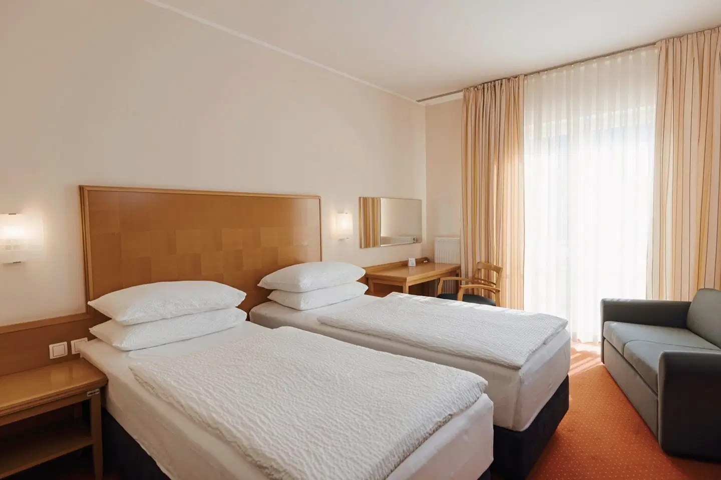 Ramada Hotel & Suites by Wyndham Kranjska Gora ROOM_EXAMPLE