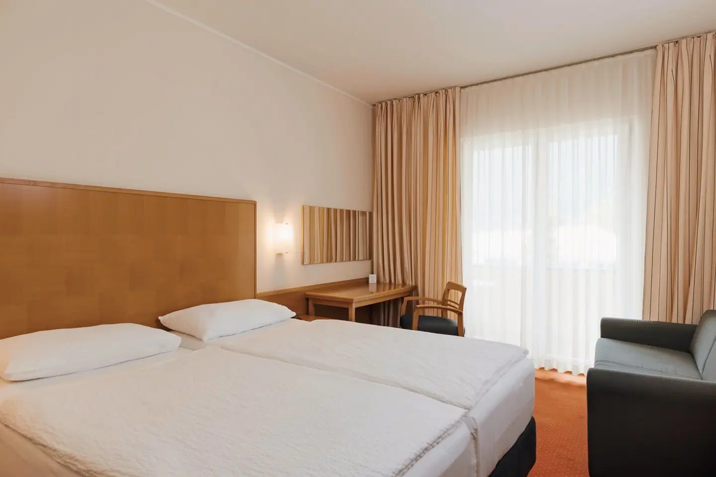 Ramada Hotel & Suites by Wyndham Kranjska Gora ROOM_EXAMPLE