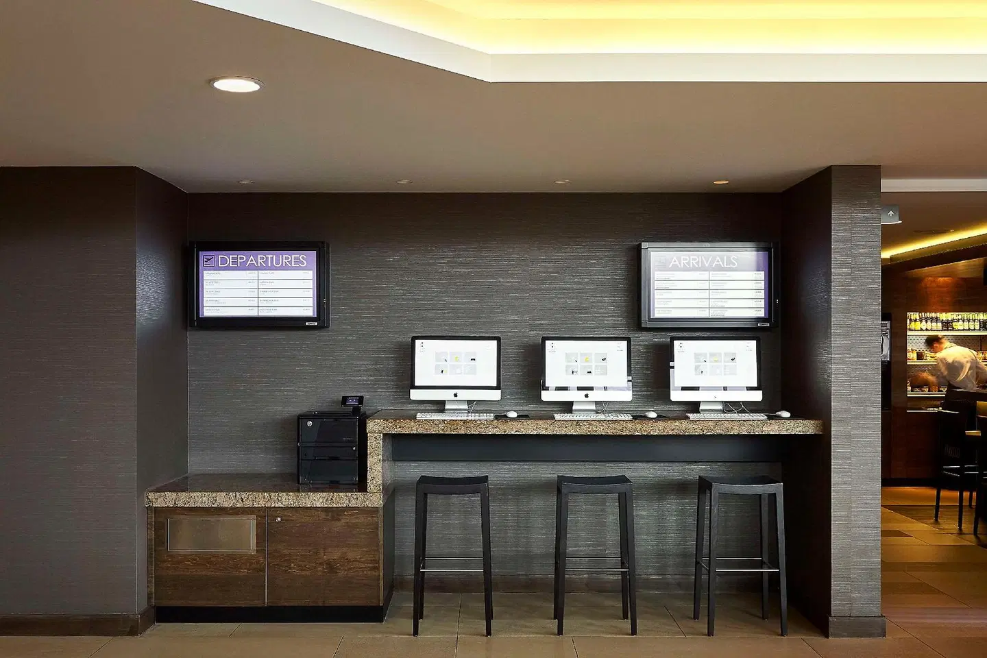 Hyatt Place Amsterdam Airport Bar