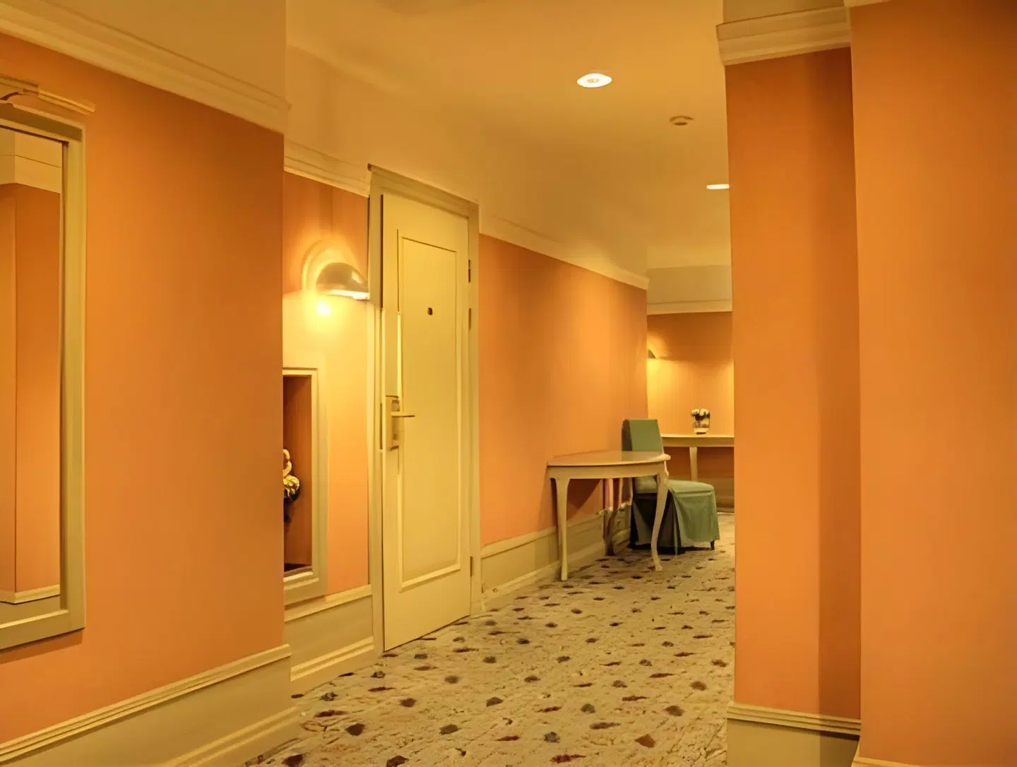 Astor ROOM_EXAMPLE