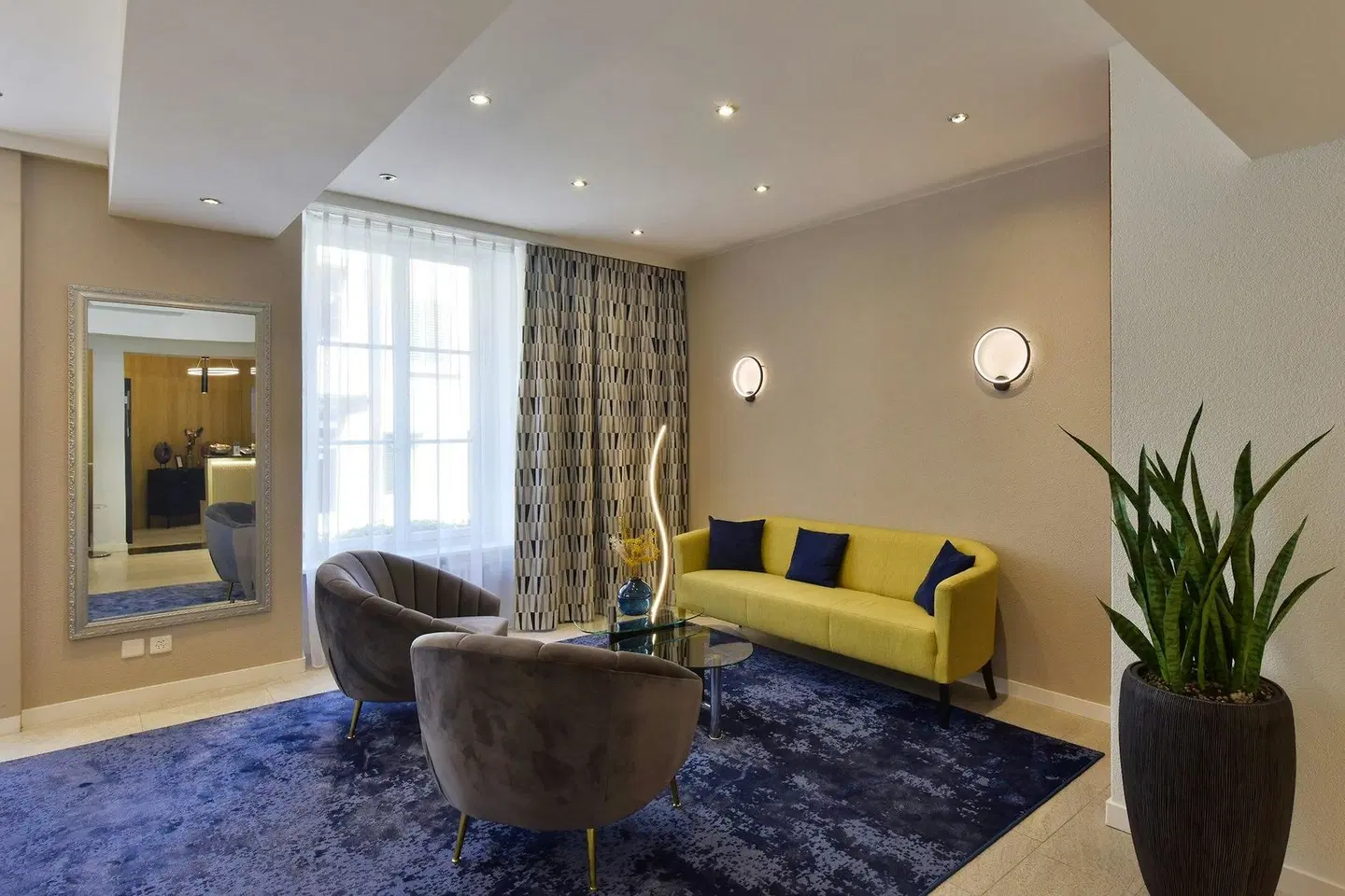 Engel ROOM_EXAMPLE