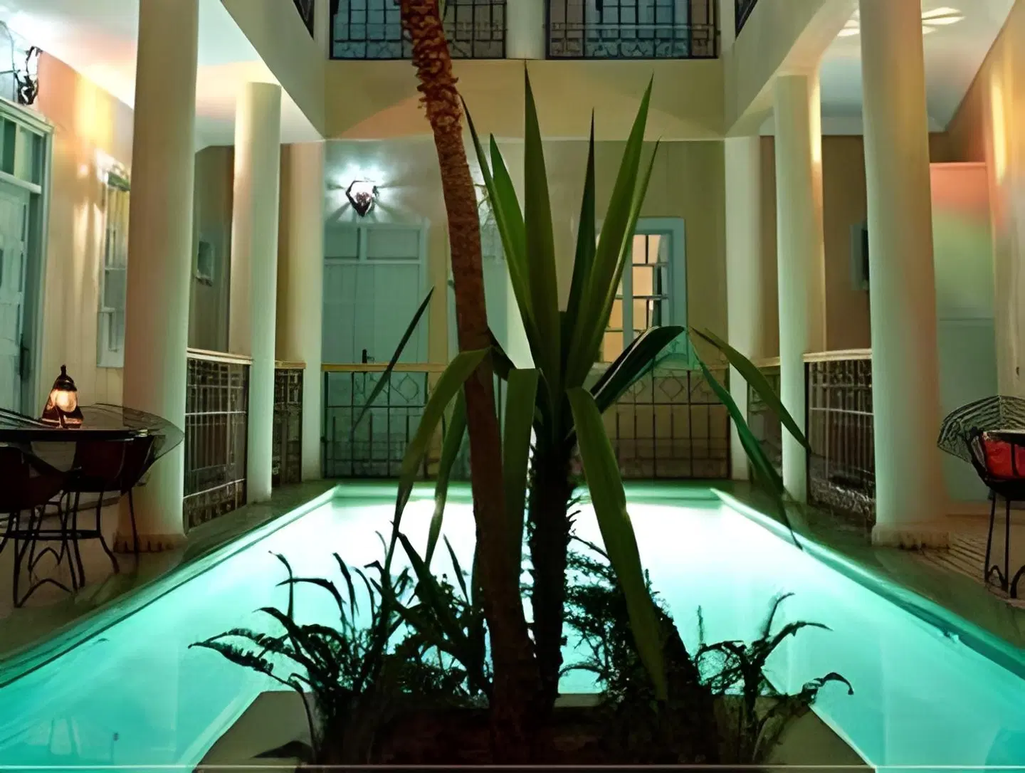 Riad Taroudant Hallenbad