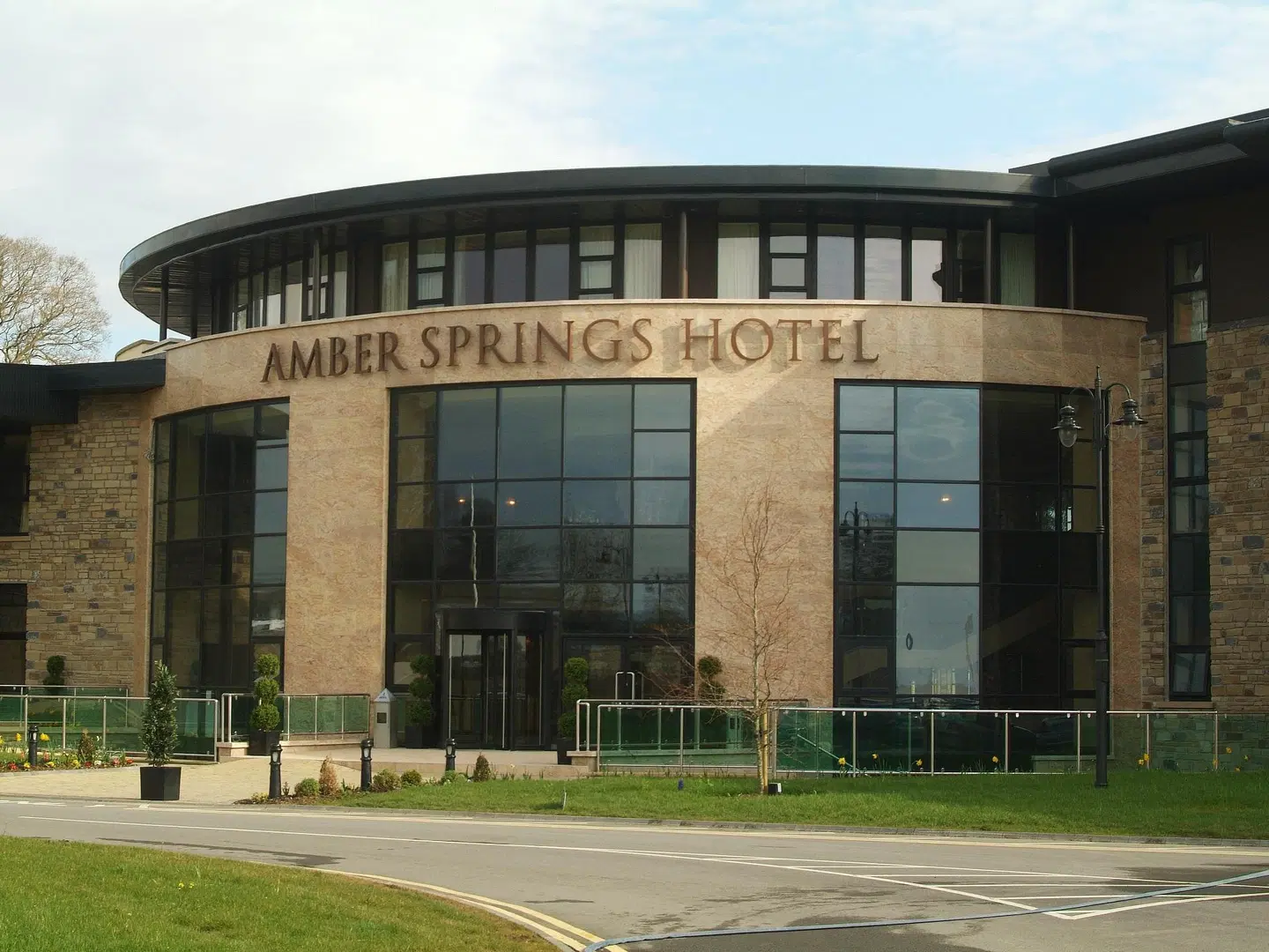 Amber Springs Hotel EXTERIOR