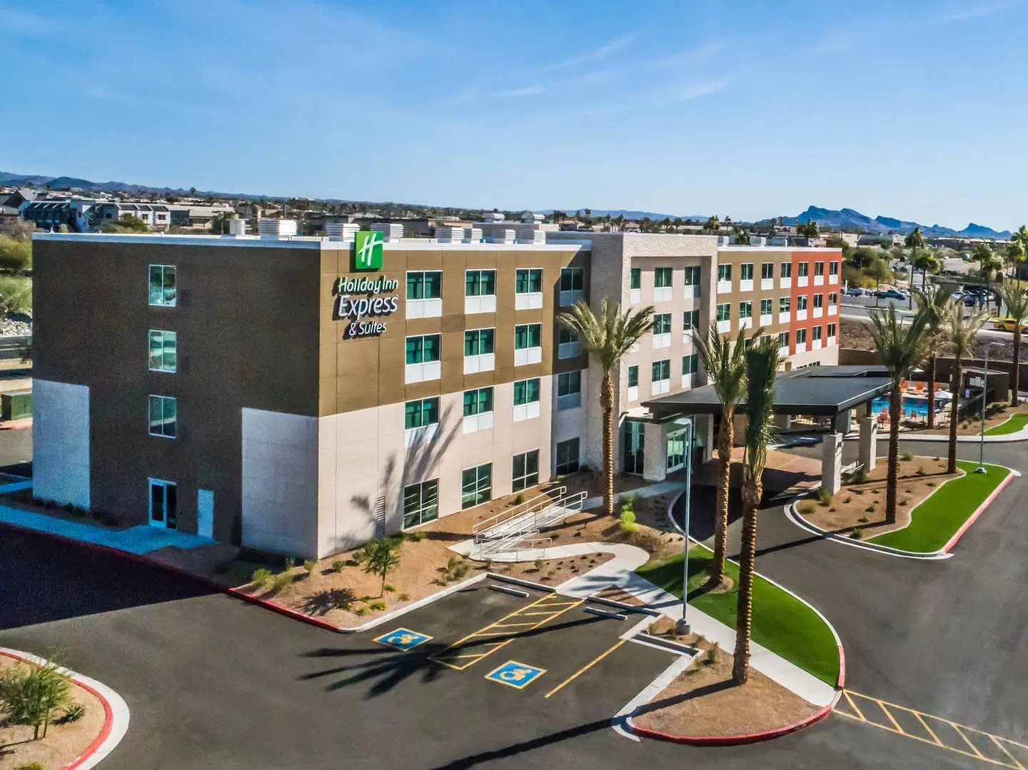 Holiday Inn Express & Suites Lake Havasu - London Bridge by IHG EXTERIOR
