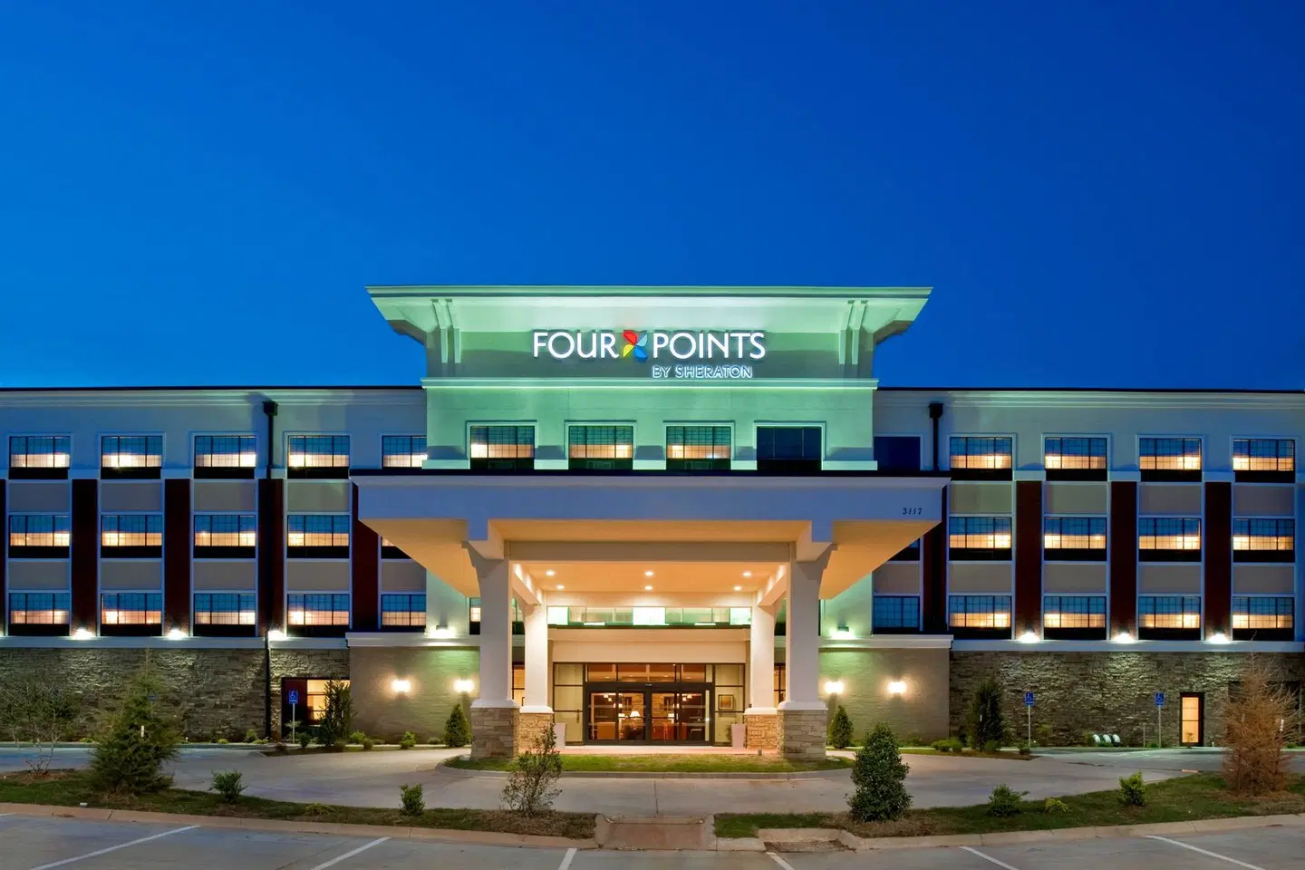 Four Points by Sheraton Oklahoma City Quail Springs EXTERIOR