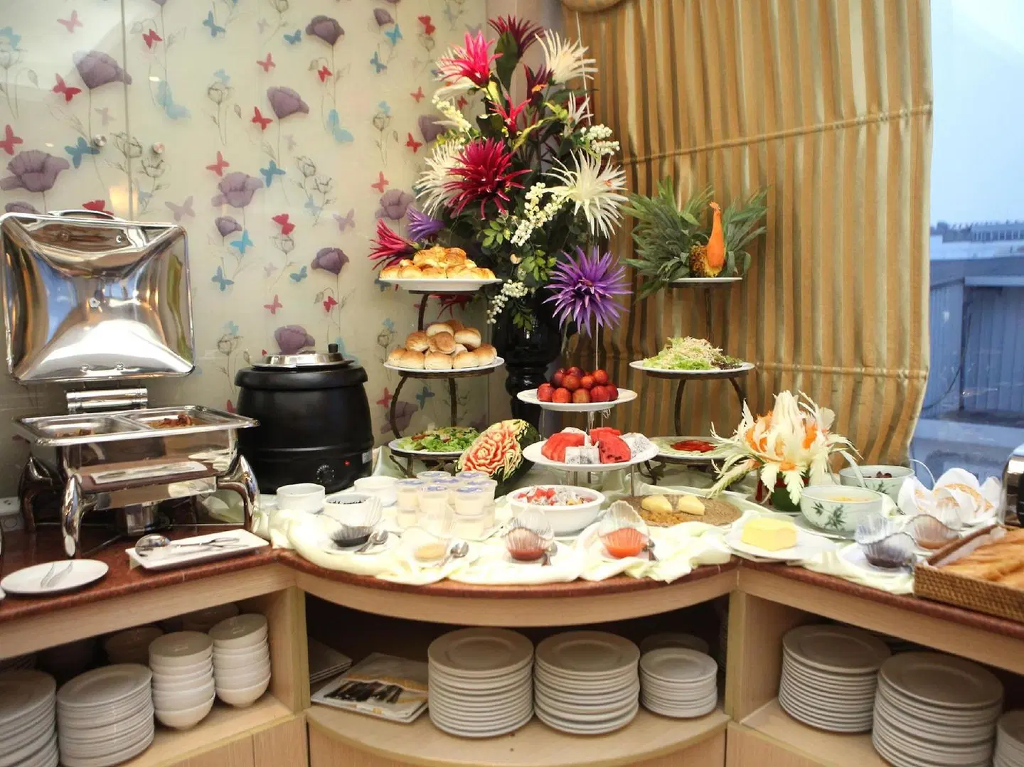 Flower Hotel Restaurant