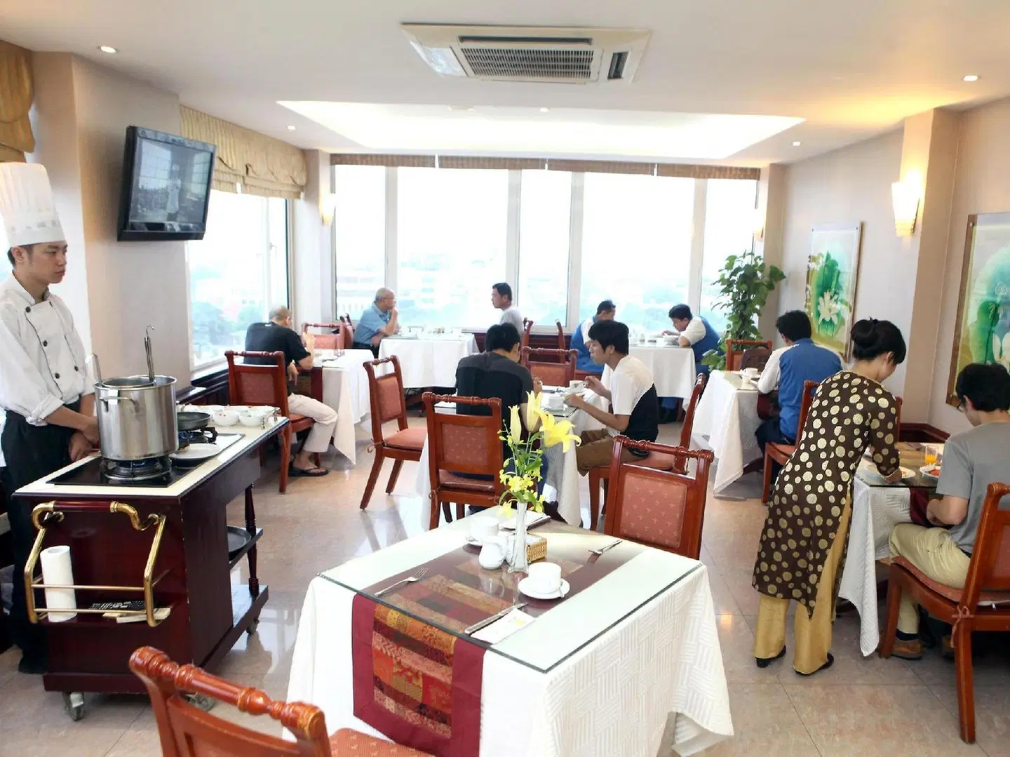 Flower Hotel Restaurant