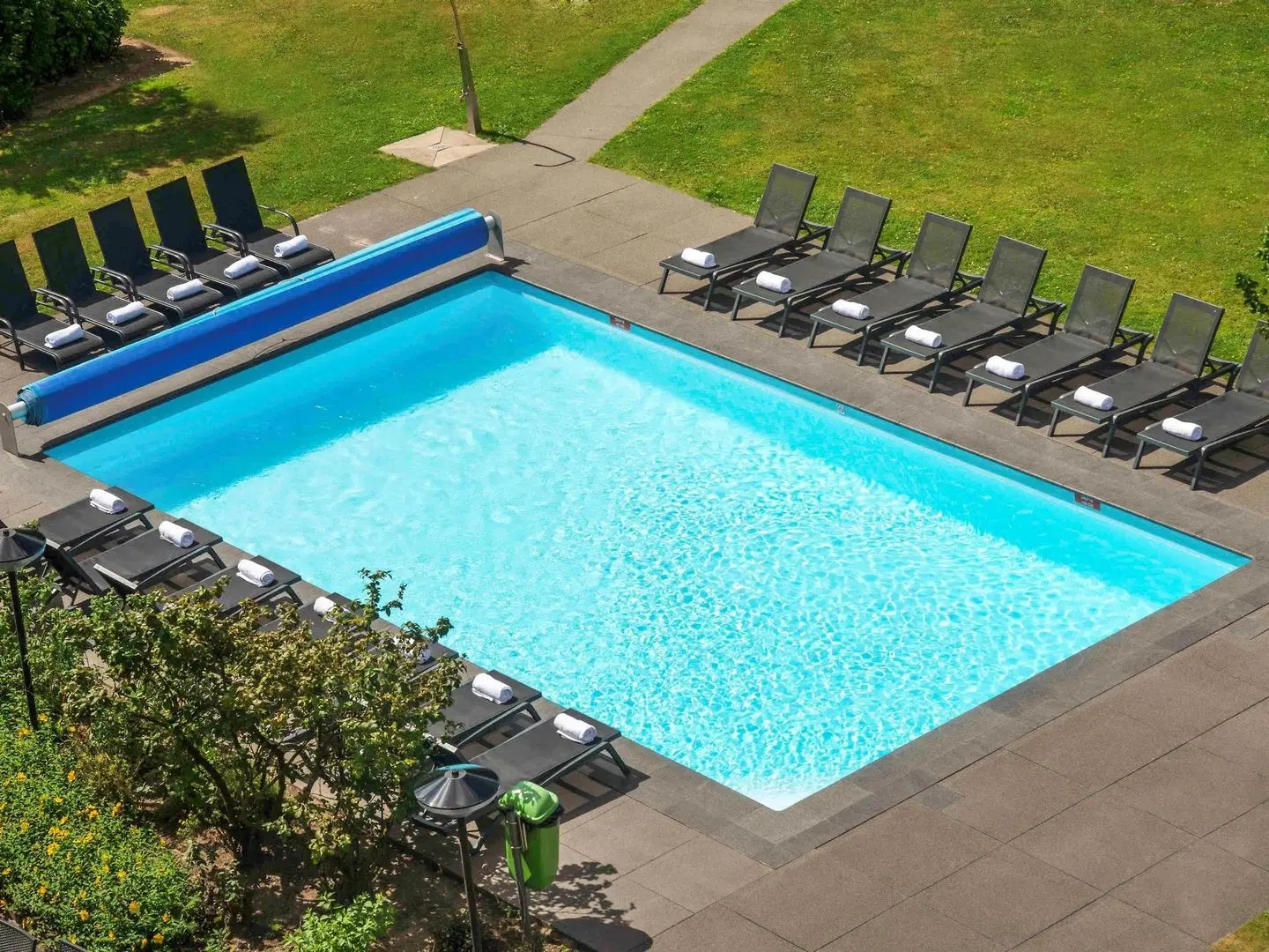 Novotel Eindhoven OUTDOOR_POOL