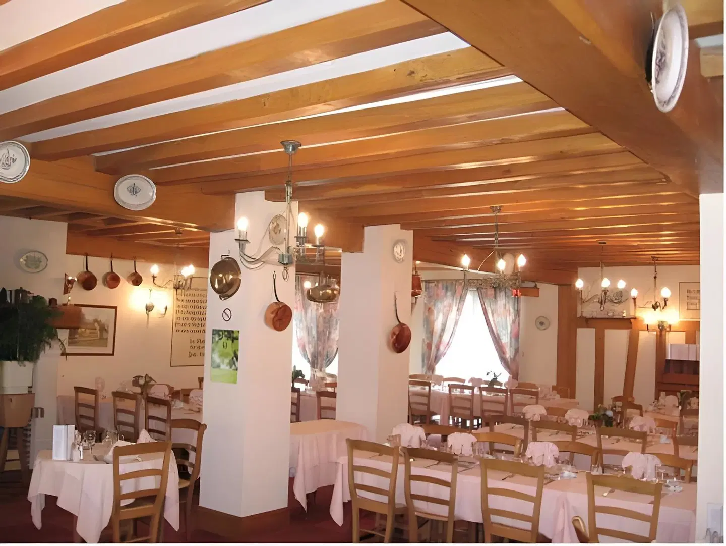 Logis Hôtel Restaurant La Paix Bar