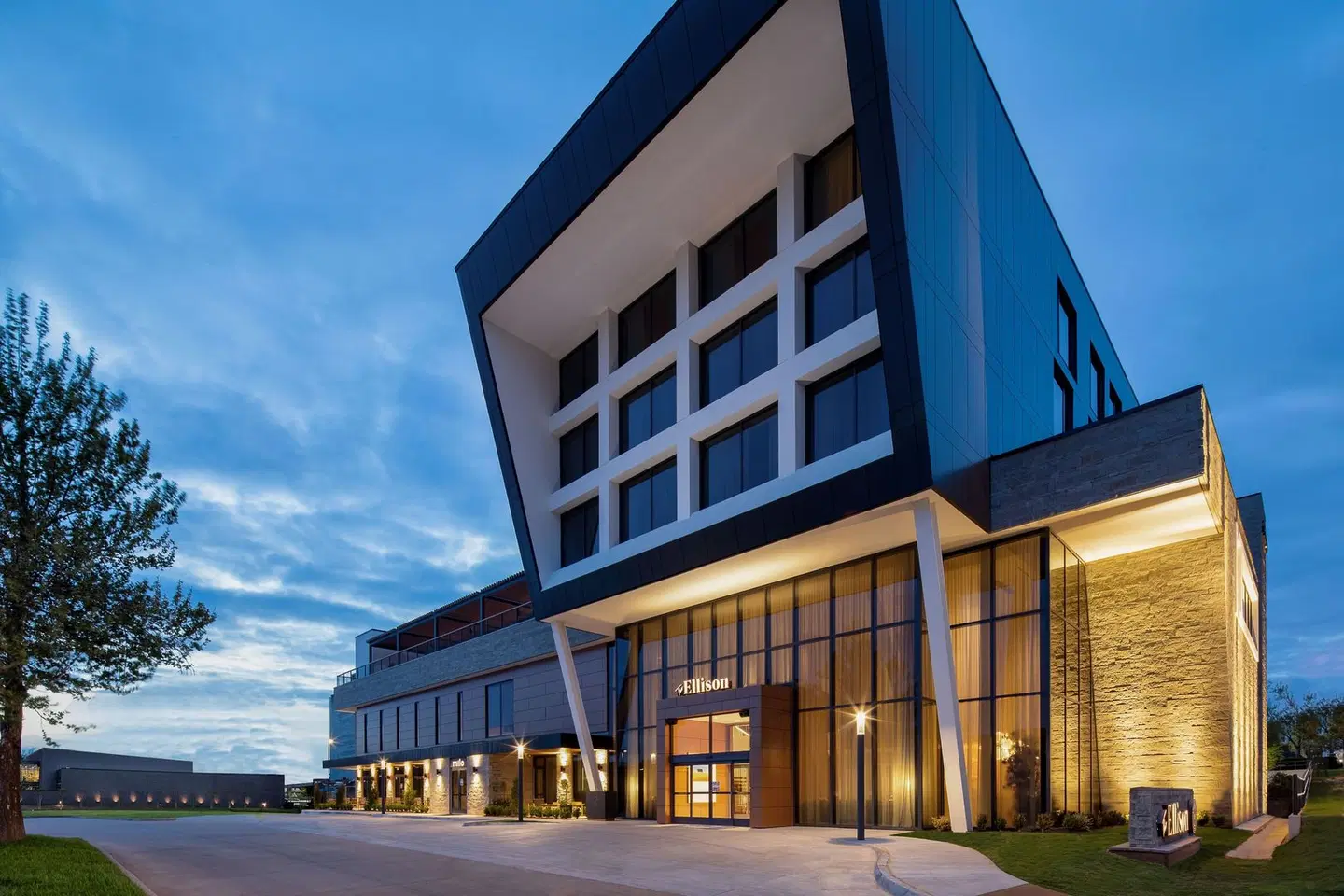 The Ellison, Oklahoma City, a Tribute Portfolio Hotel EXTERIOR