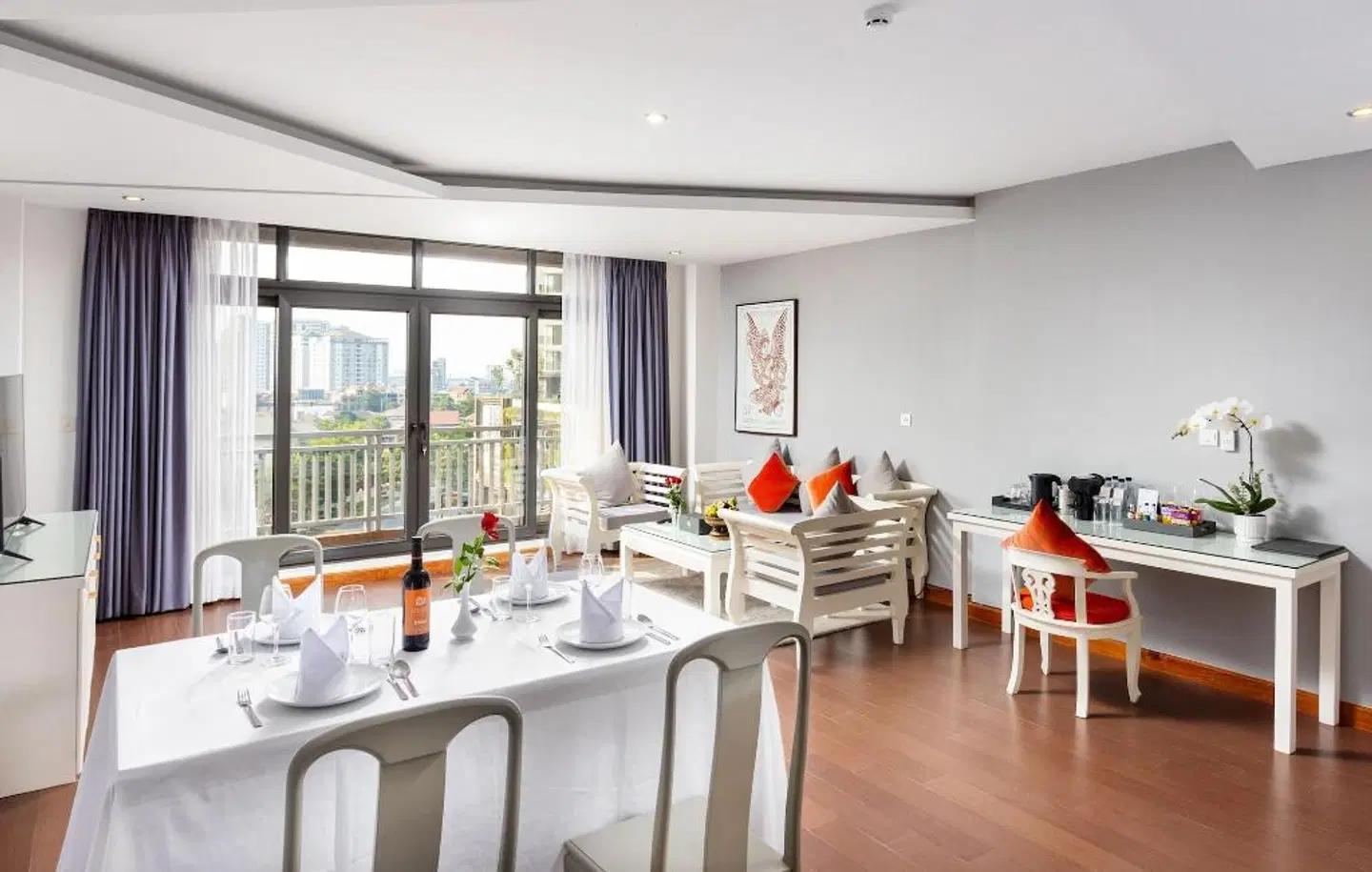 Jaya Suites Hotel Restaurant