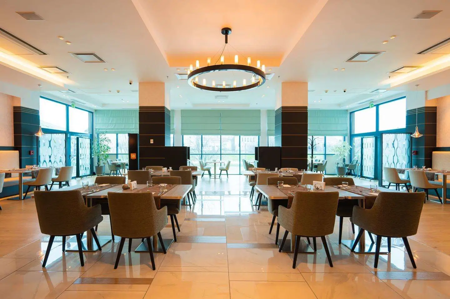 DoubleTree by Hilton Hotel Oradea Restaurant