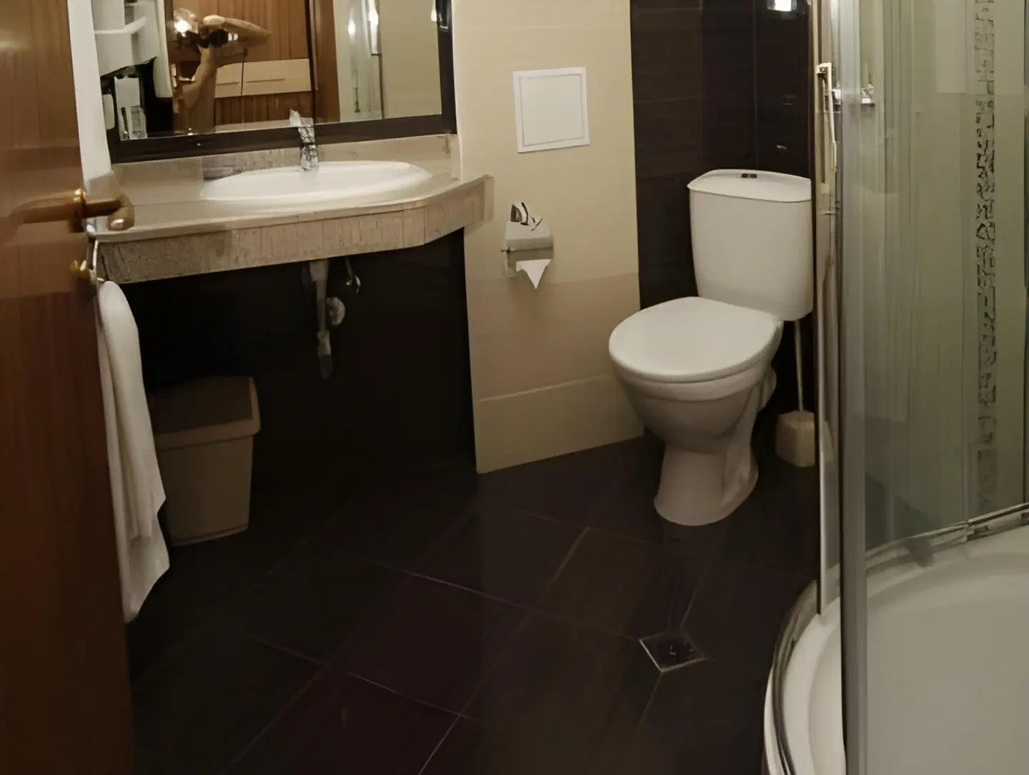 Relax Holiday Complex & Spa Badezimmer