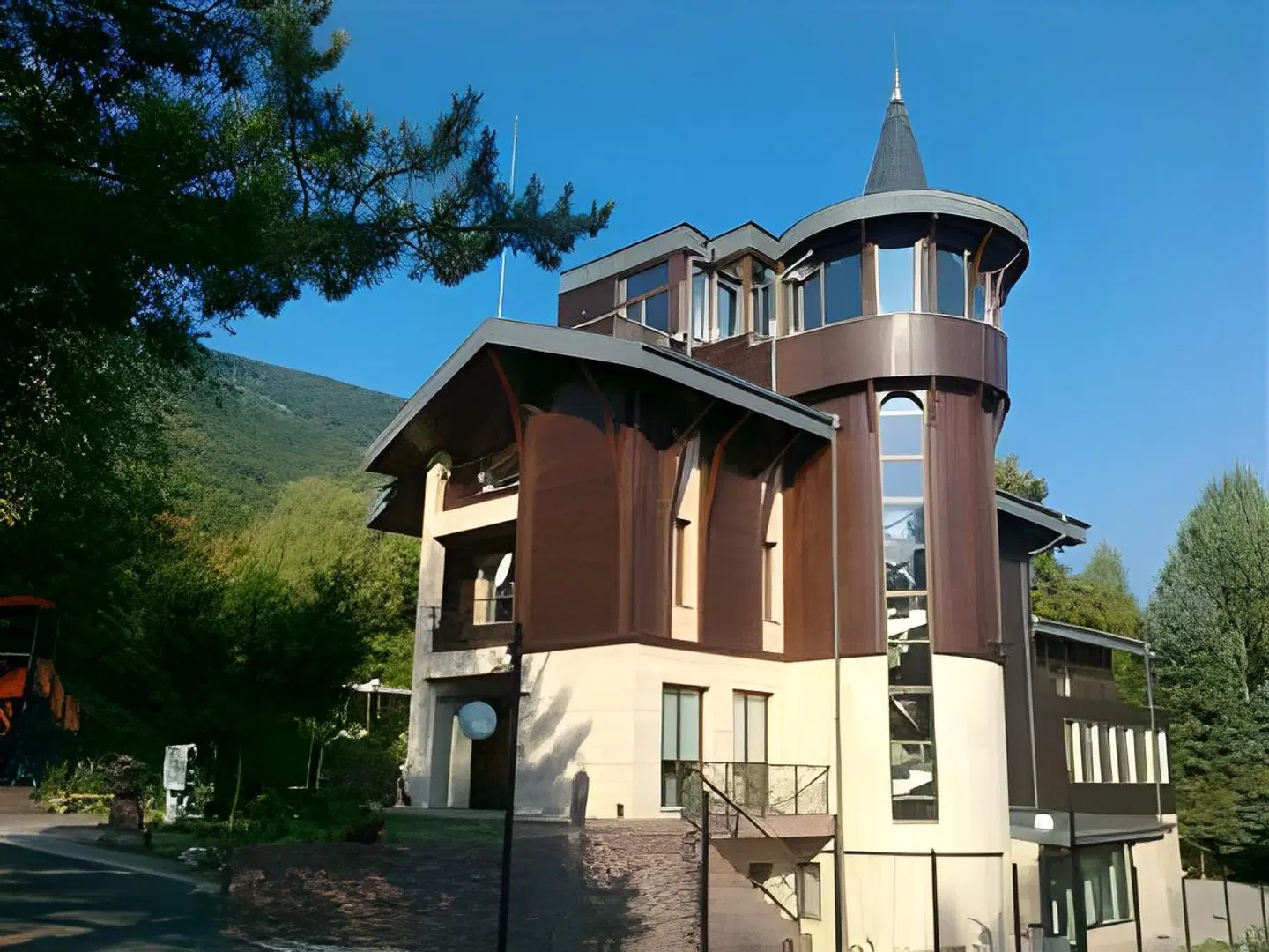 6ato EXTERIOR