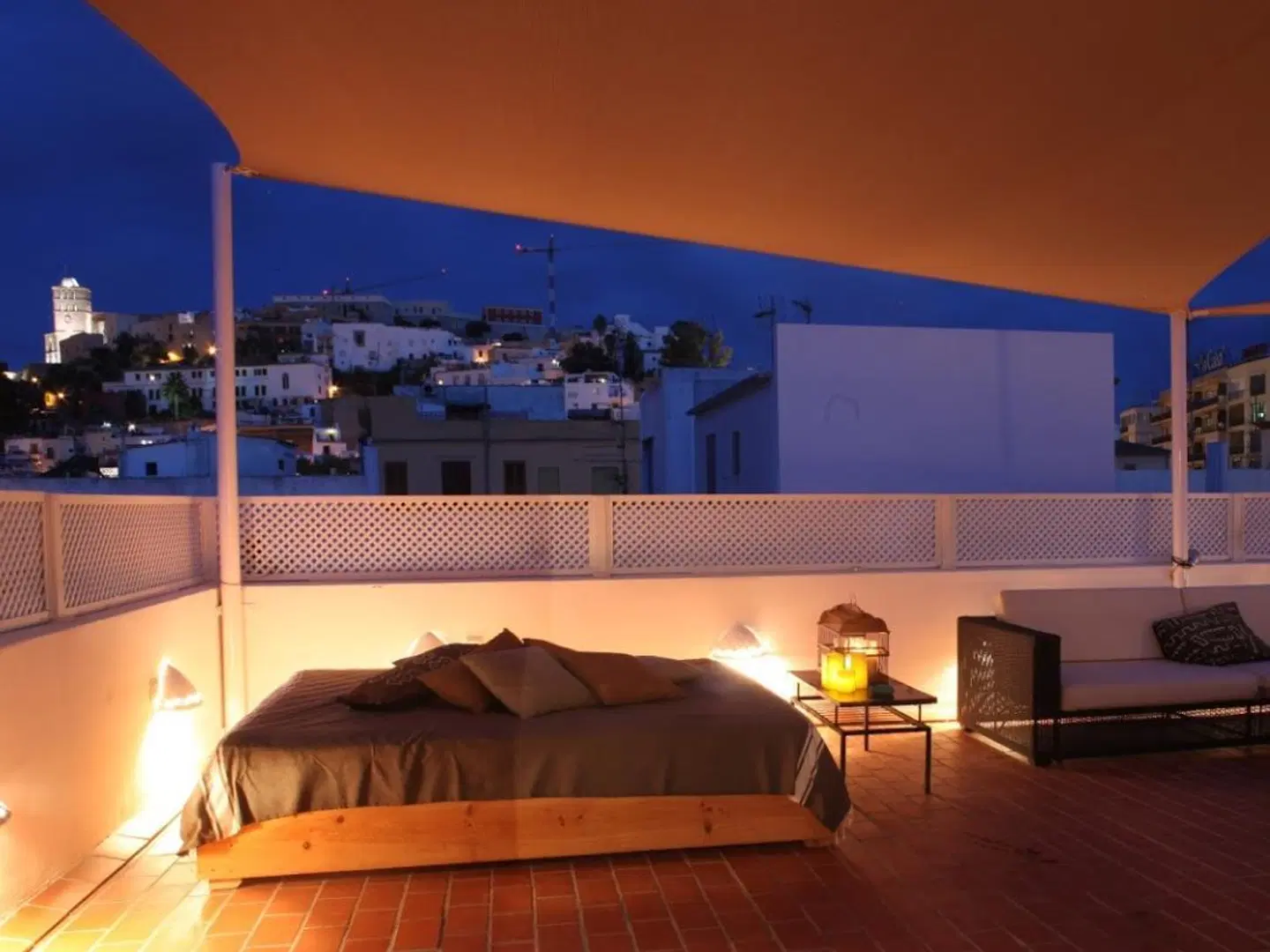 Juanita Hostal ROOM_EXAMPLE