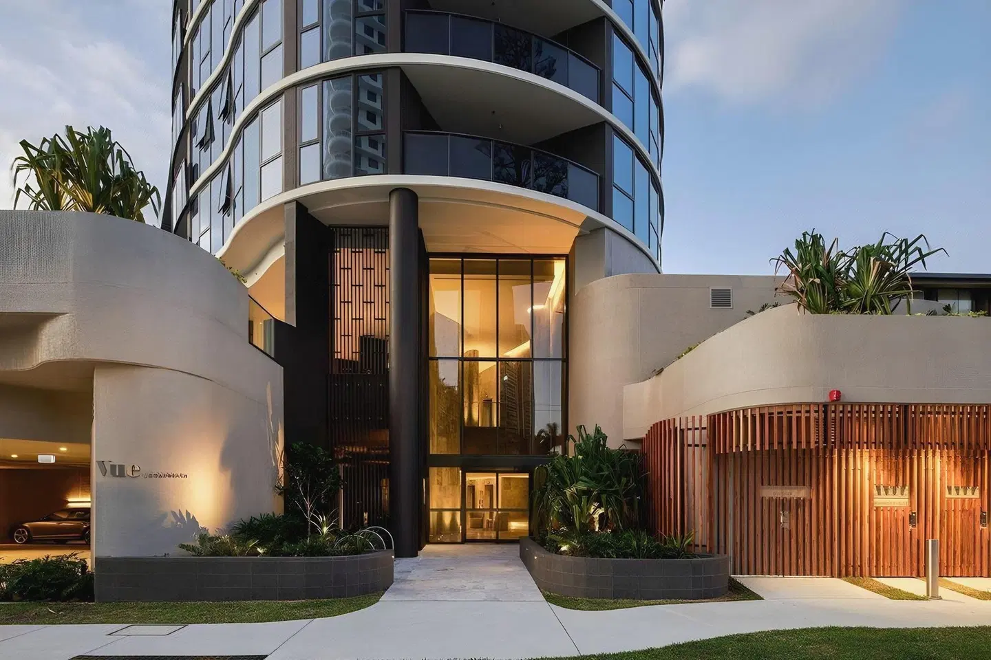 Vue Broadbeach EXTERIOR
